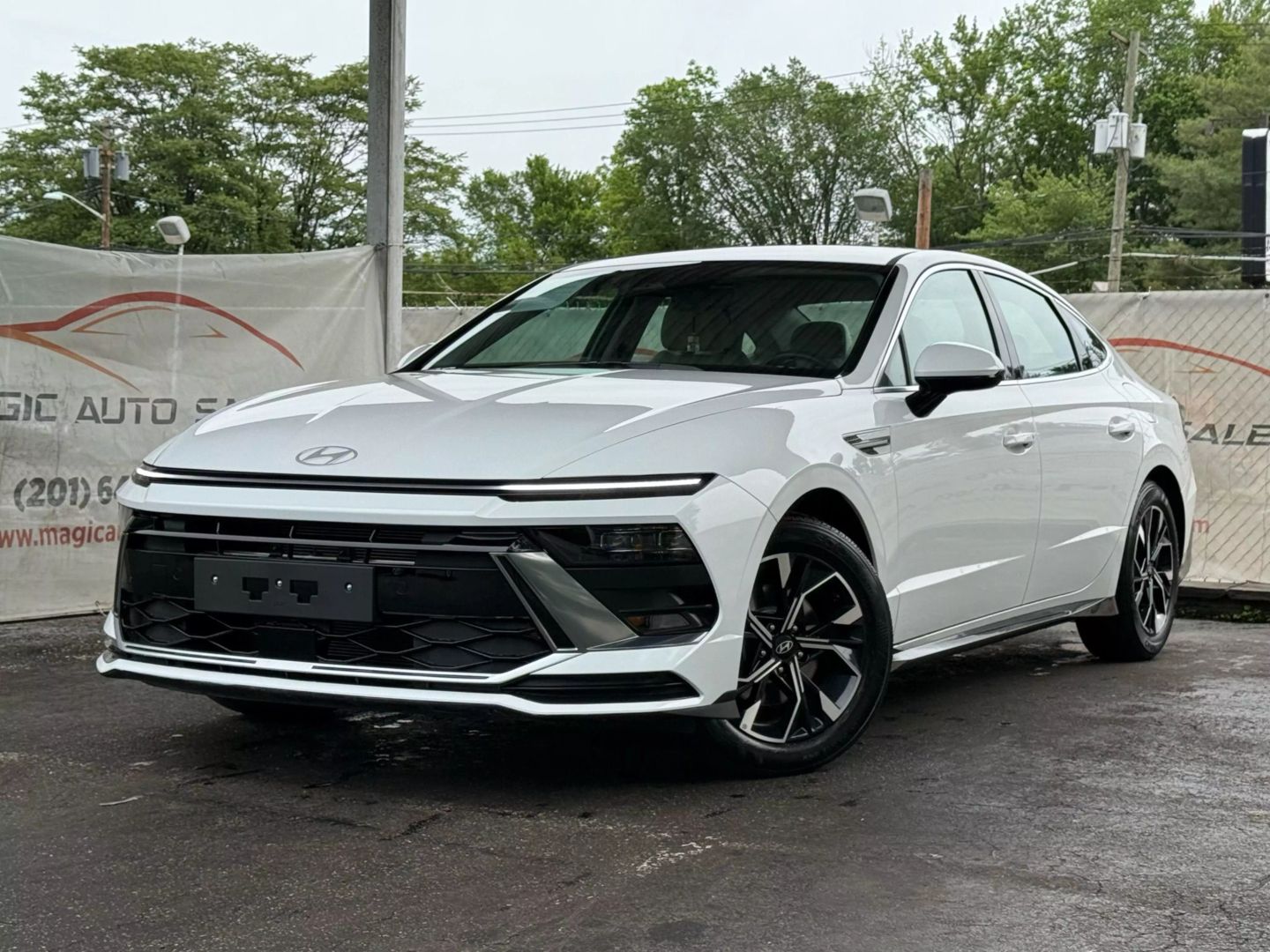 2025 Hyundai Sonata - Image 1
