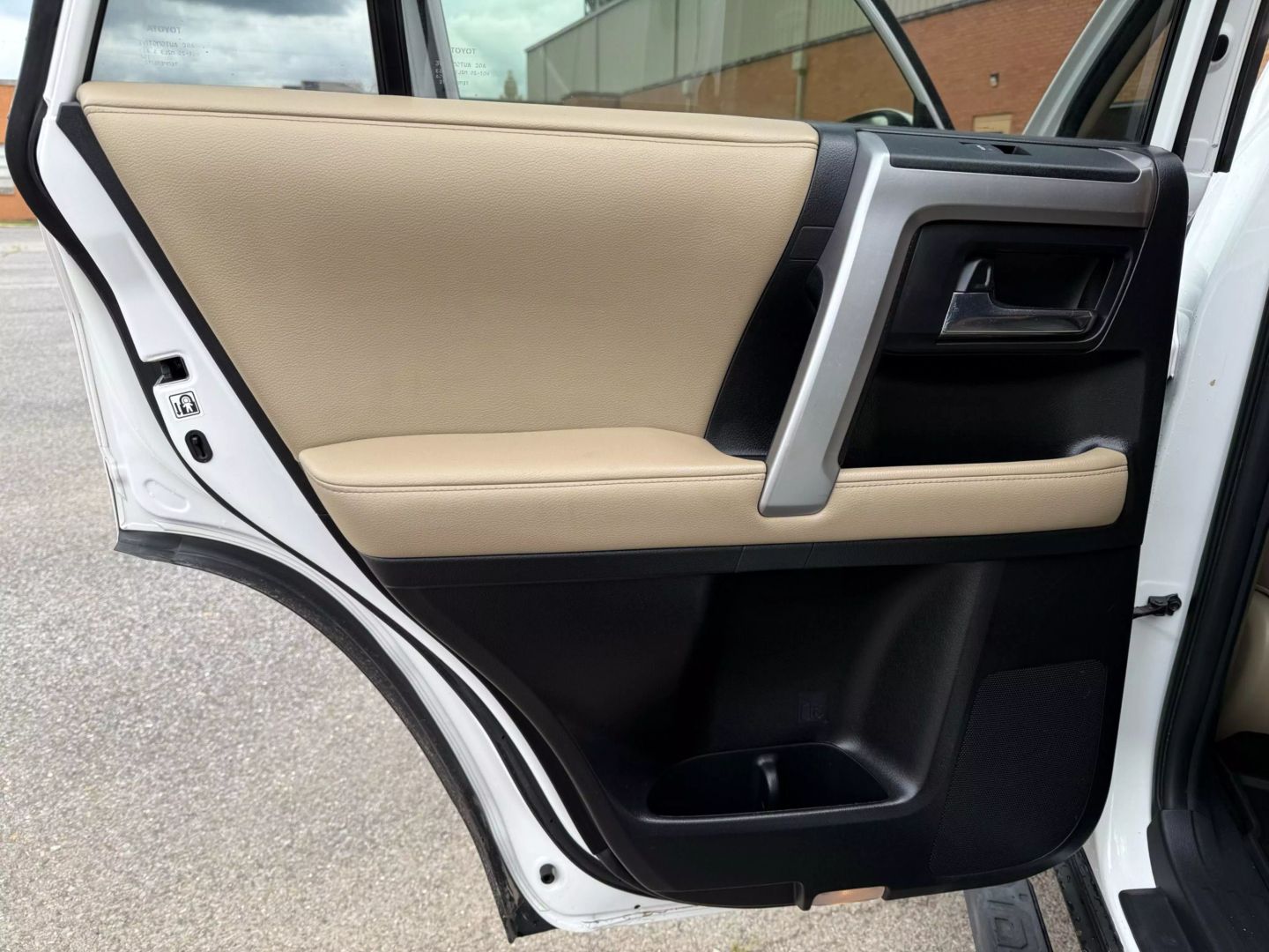 2020 Toyota 4runner - Image 14