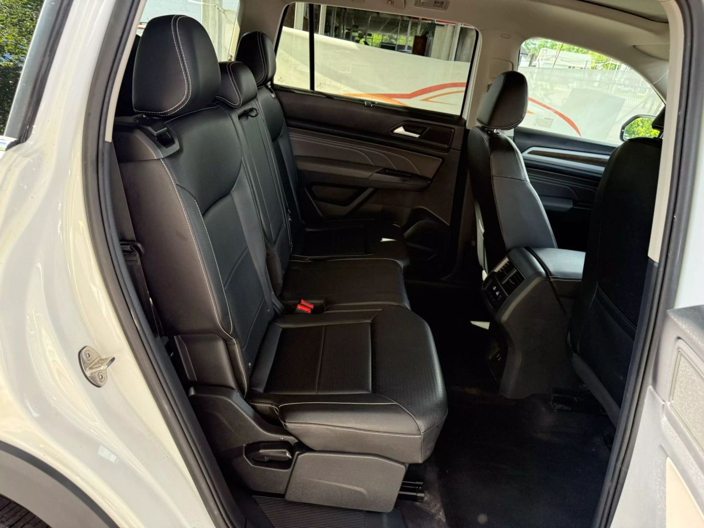 2021 Volkswagen Atlas - Image 24