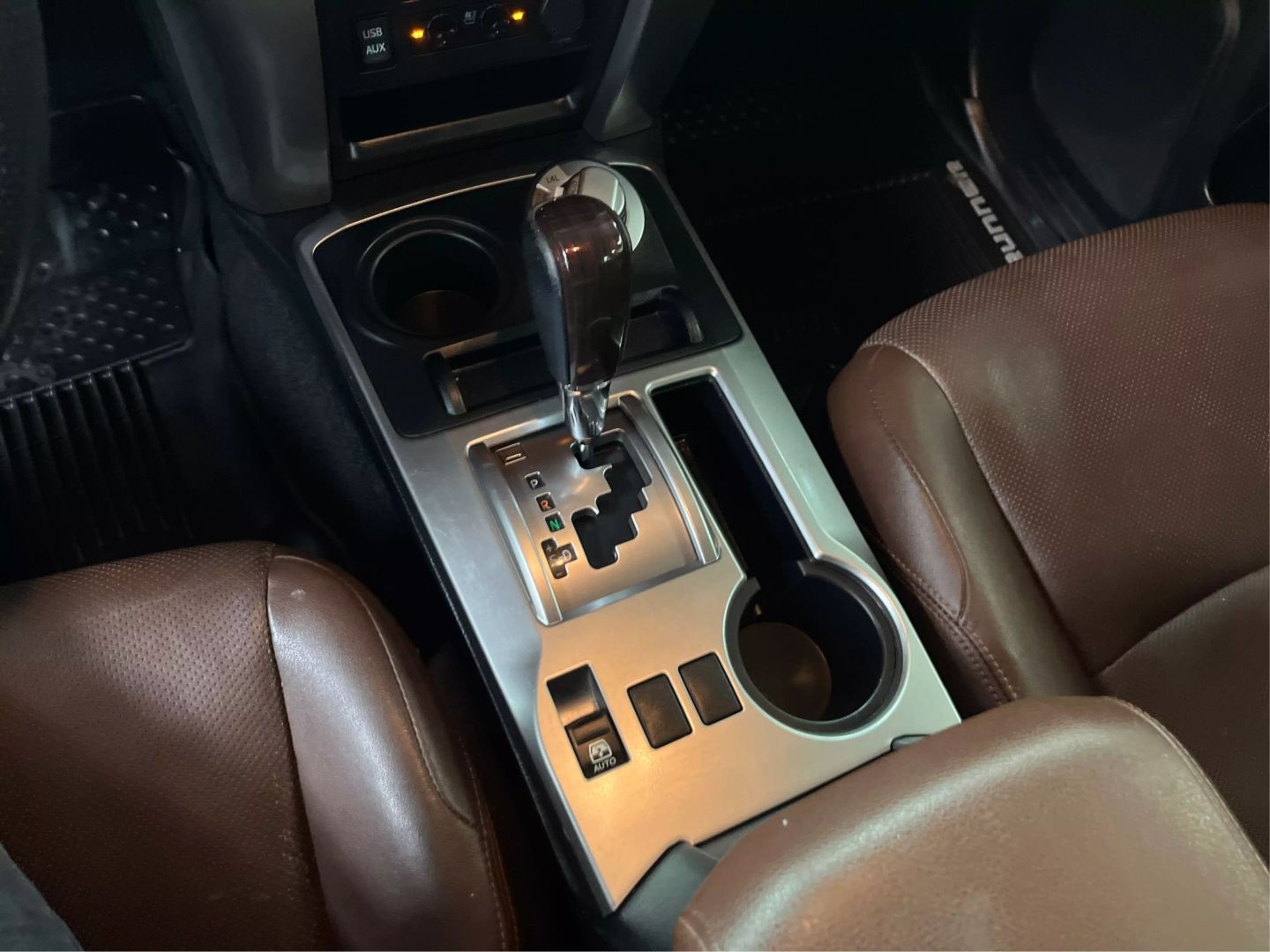 2019 Toyota 4runner - Image 16