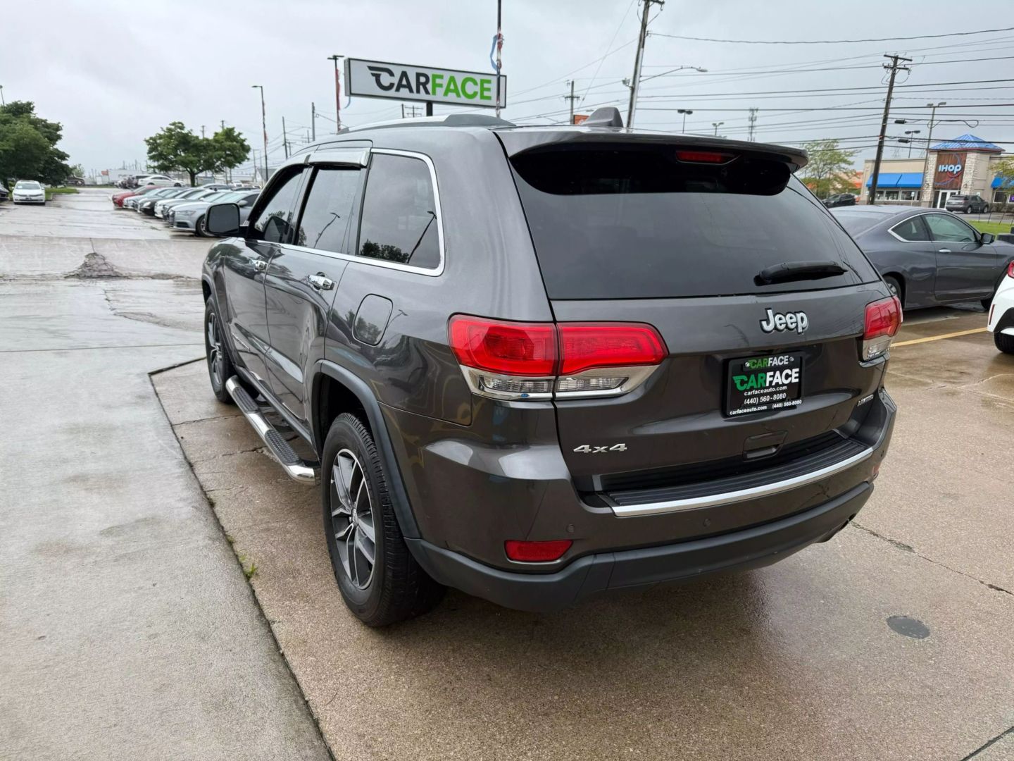 2018 Jeep Grand Cherokee - Image 8