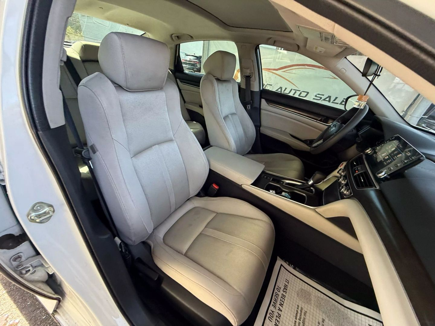 2018 Honda Accord - Image 26
