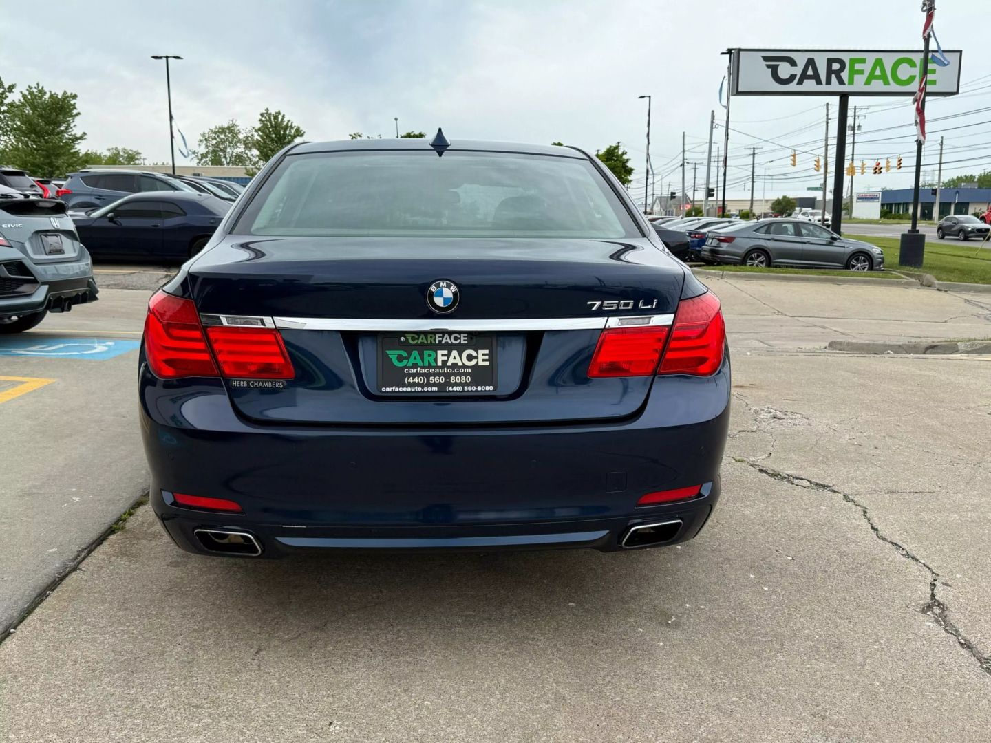 2010 Bmw 7 Series - Image 11