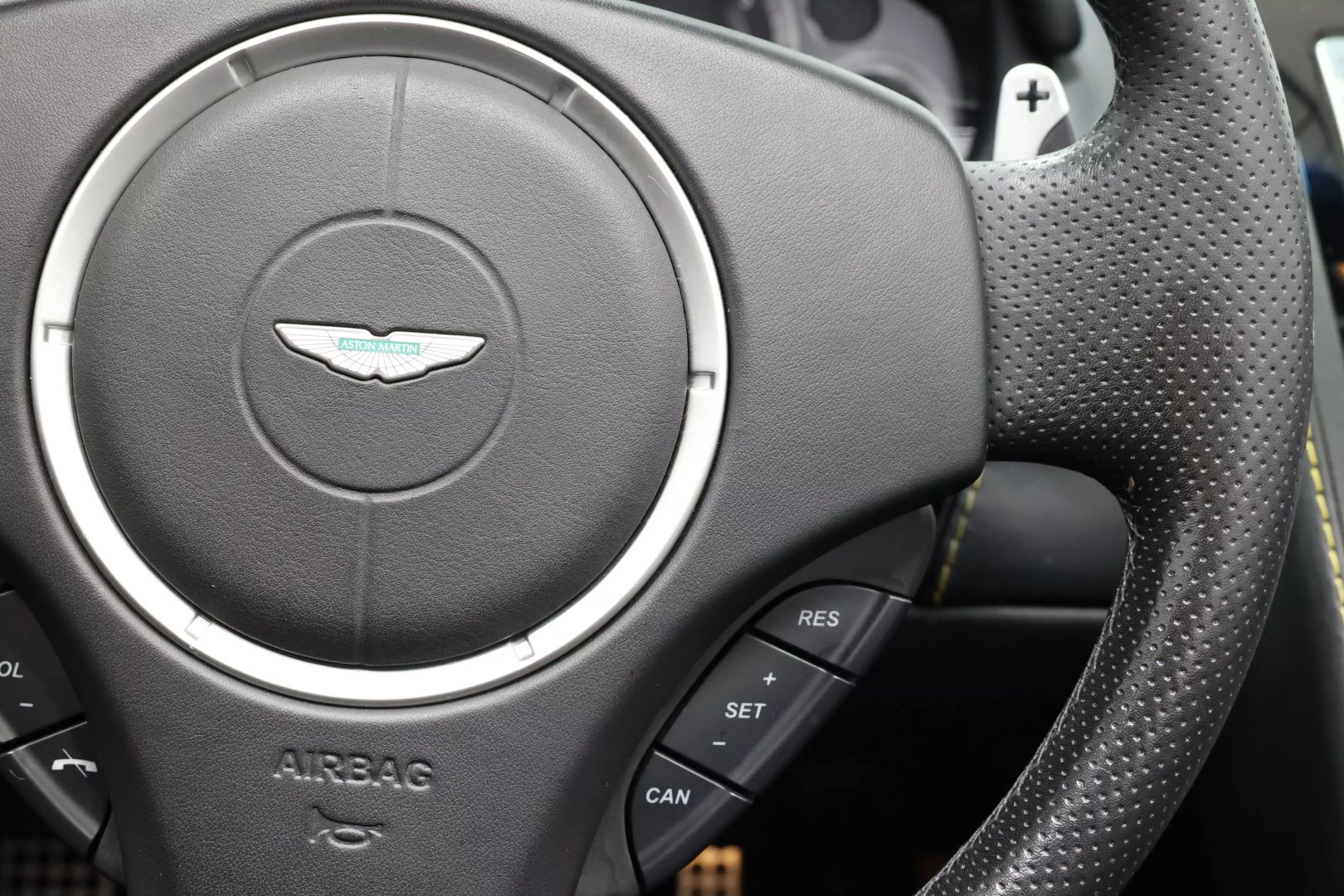 2008 Aston Martin Vantage - Image 25