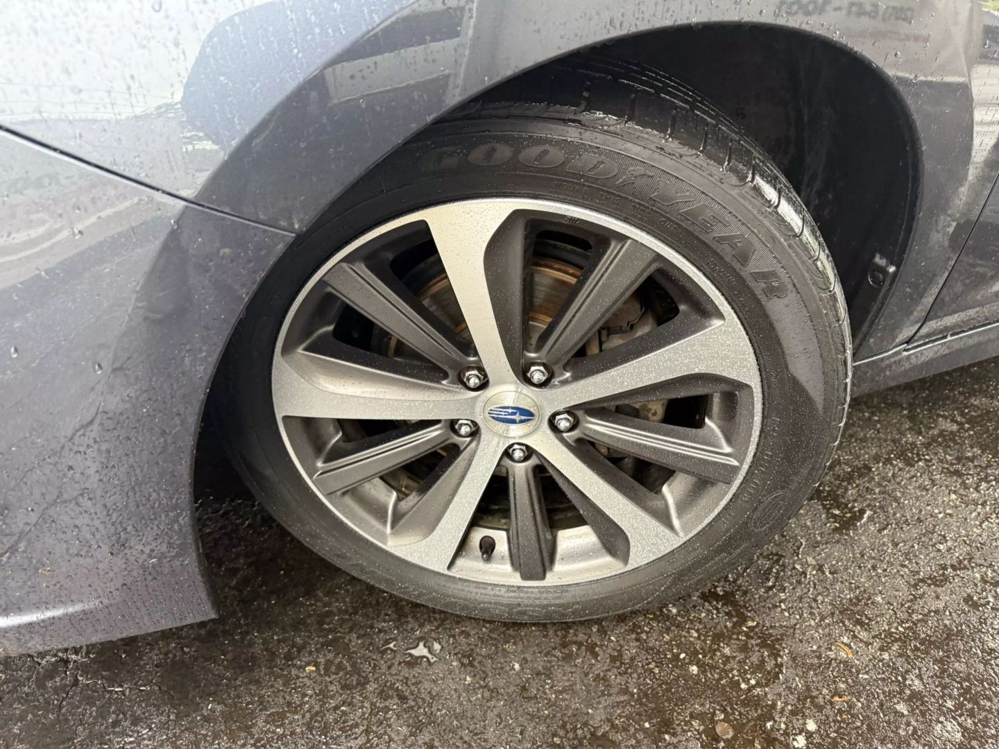 2017 Subaru Legacy - Image 43