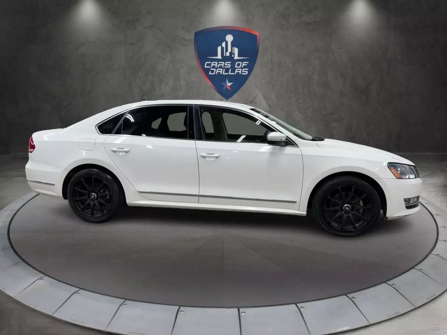 2015 Volkswagen Passat - Image 6