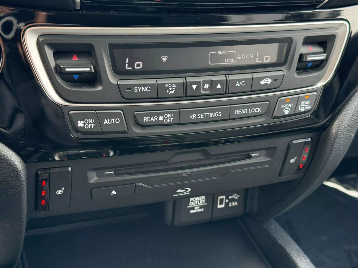 2021 Honda Pilot - Image 44