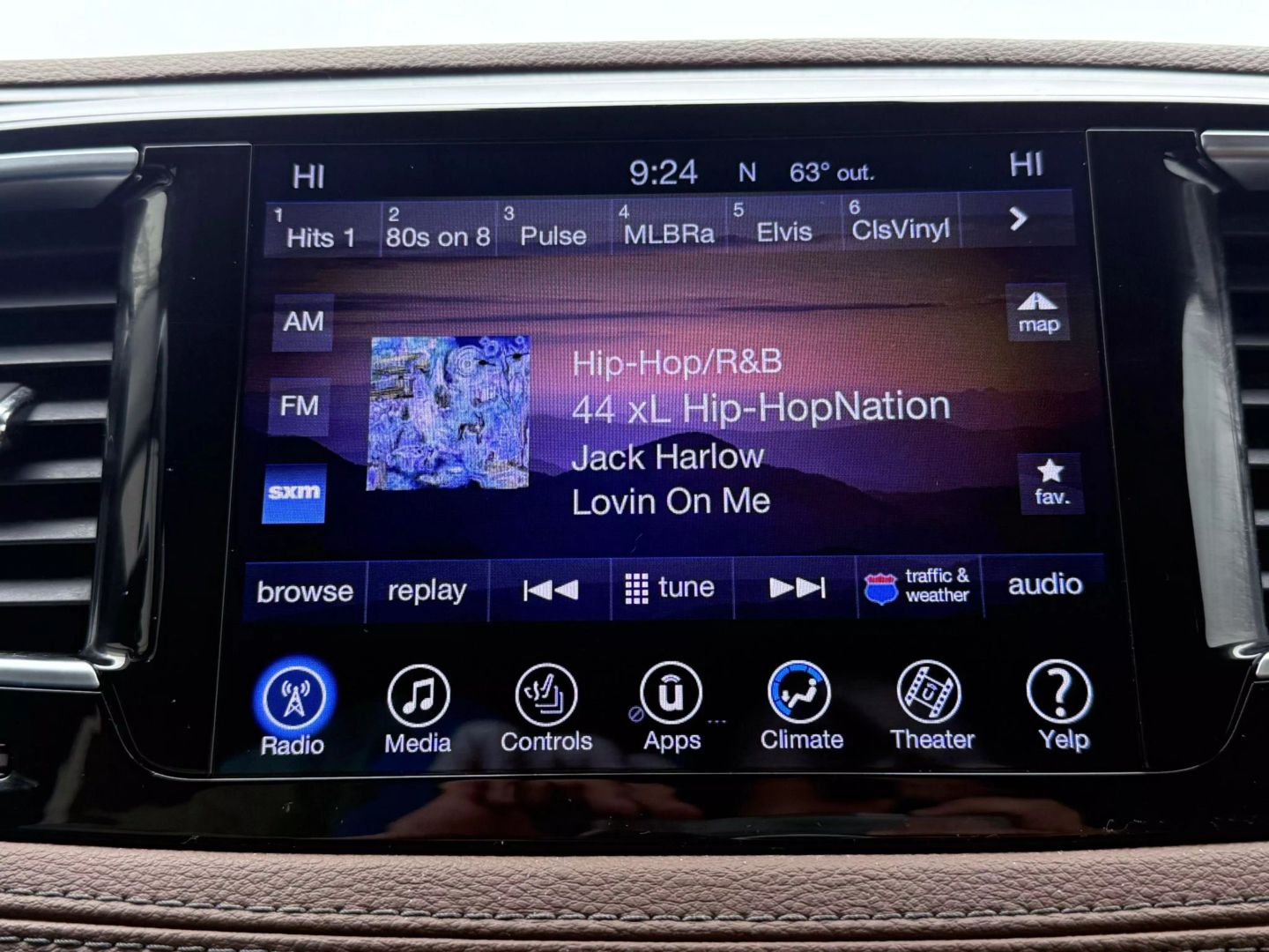 2017 Chrysler Pacifica - Image 45