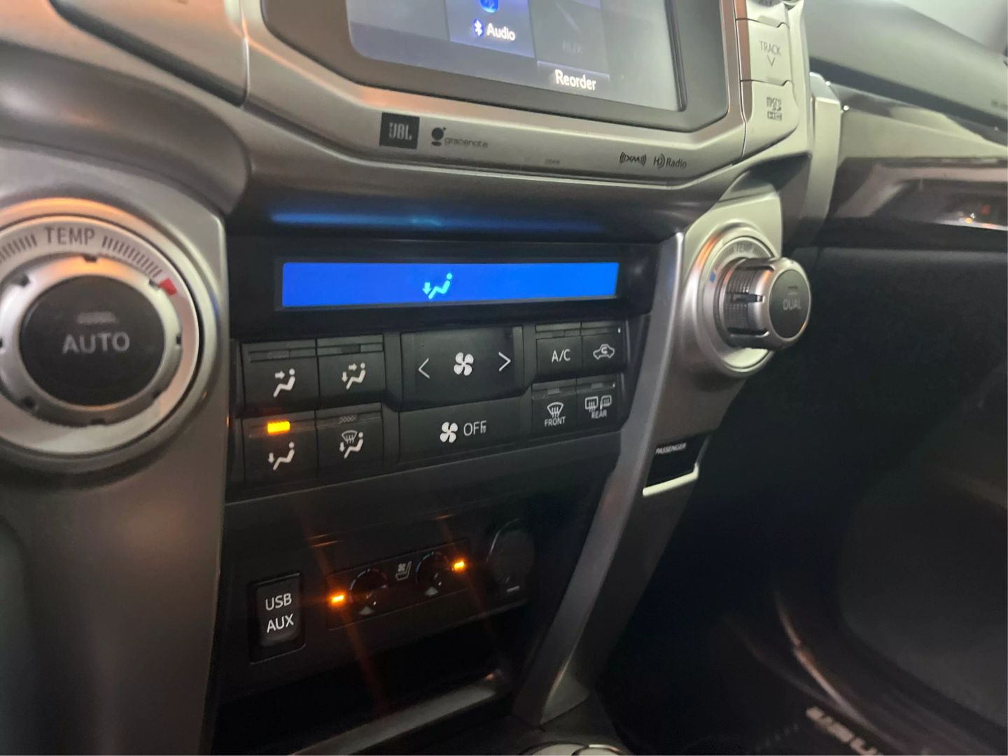 2019 Toyota 4runner - Image 29