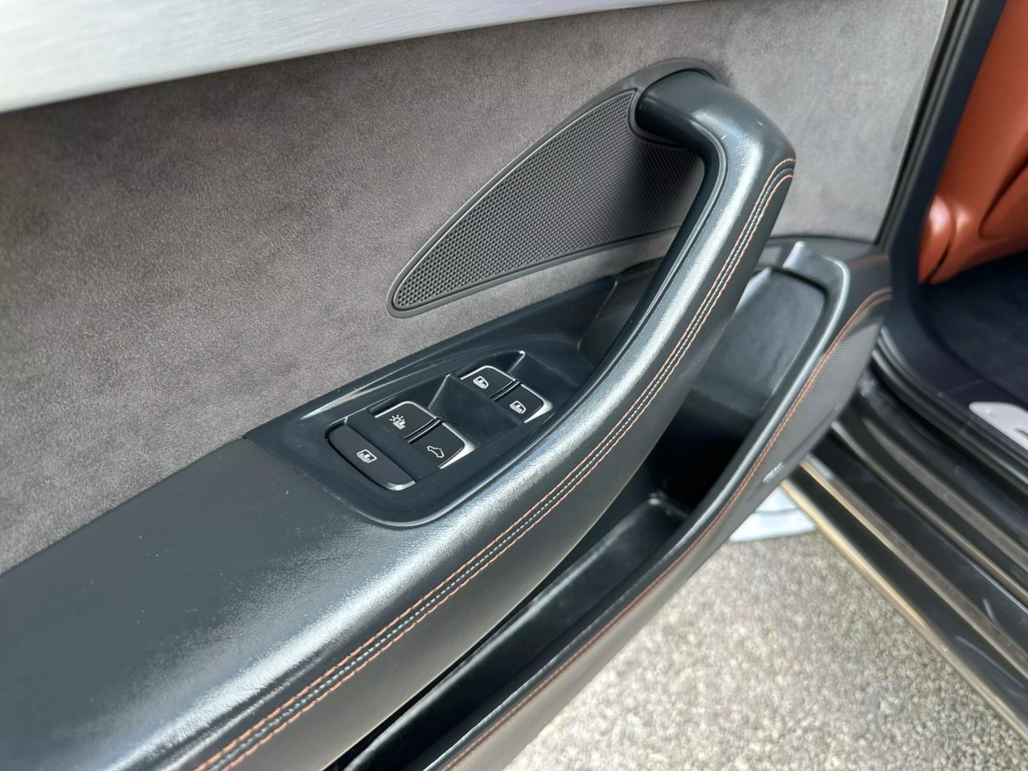 2017 Audi A8 - Image 39