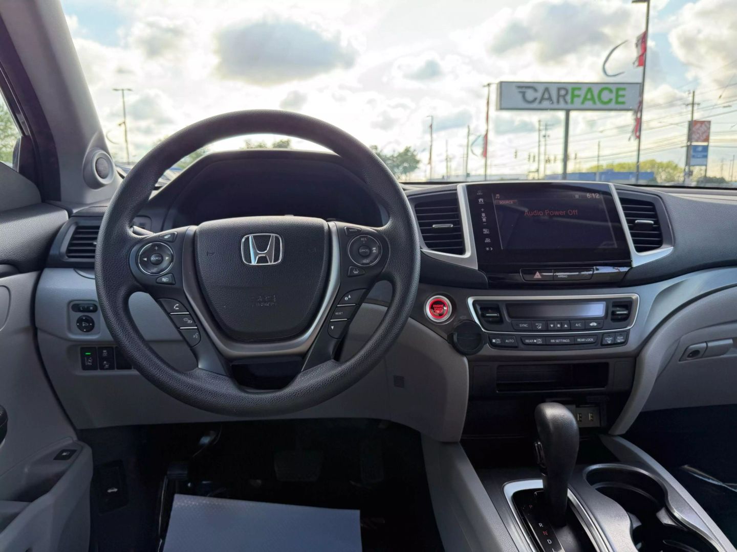 2017 Honda Pilot - Image 26