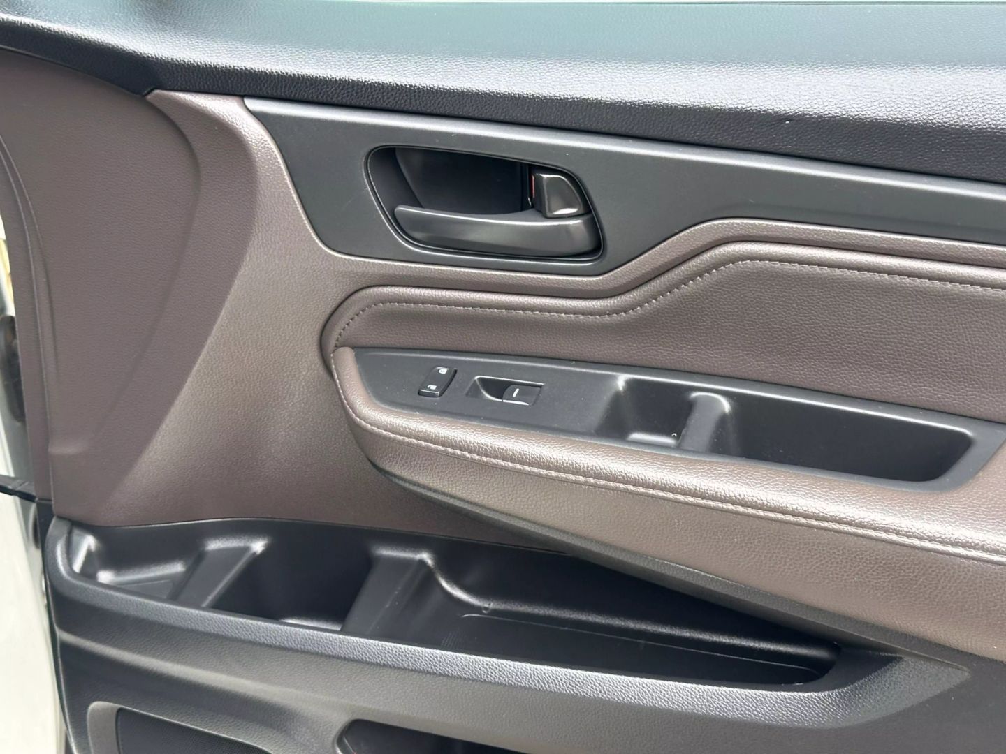 2018 Honda Odyssey - Image 22