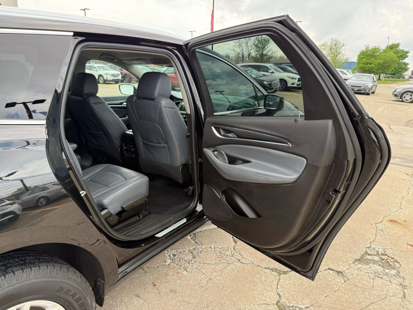 2019 Buick Enclave - Image 22