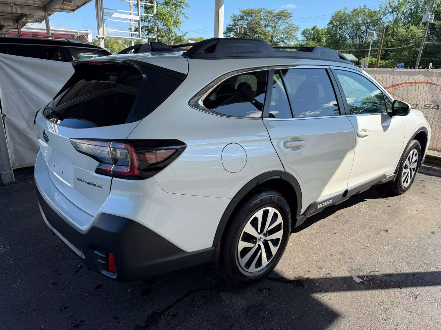 2022 Subaru Outback - Image 12