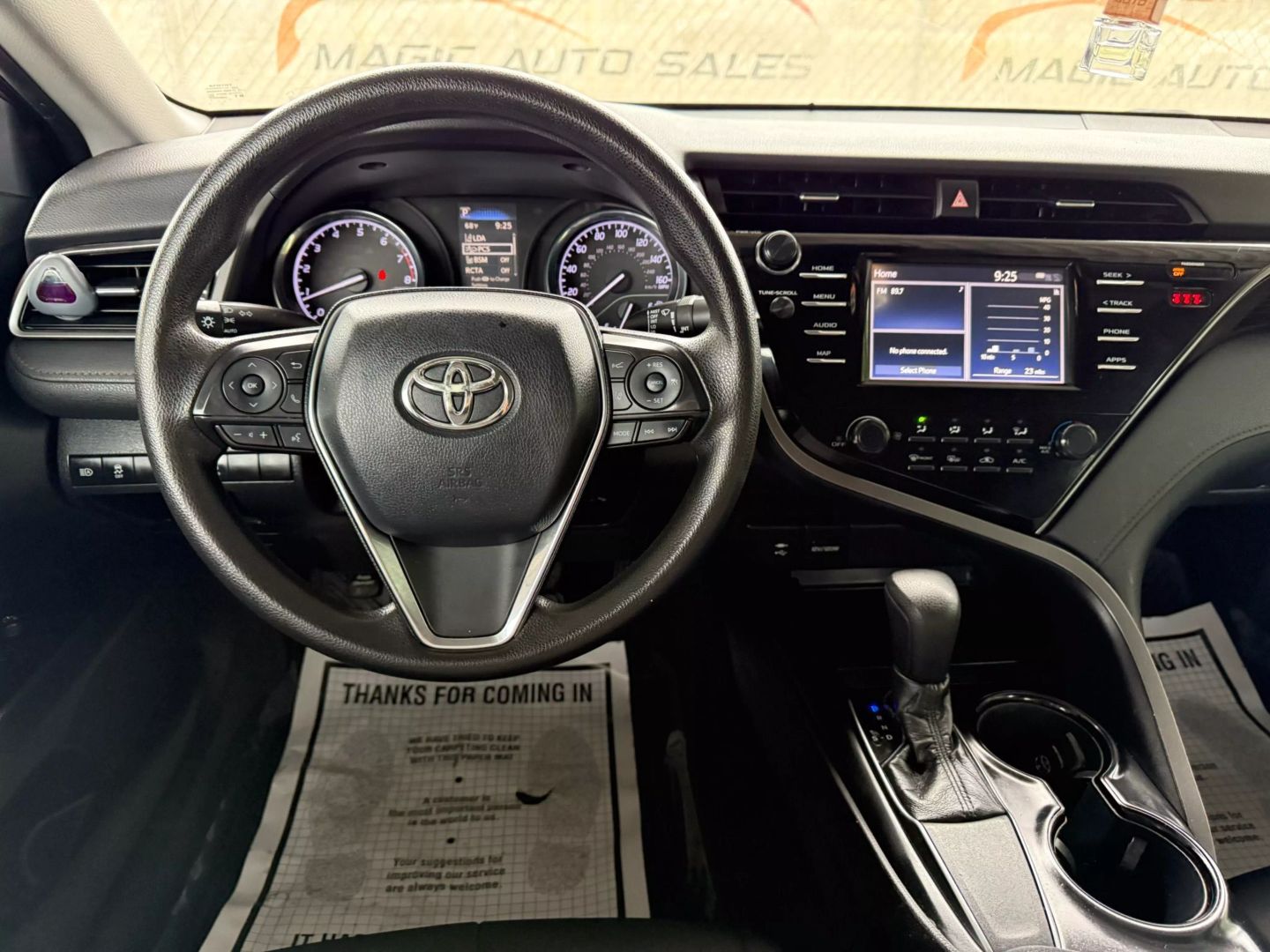 2019 Toyota Camry - Image 30