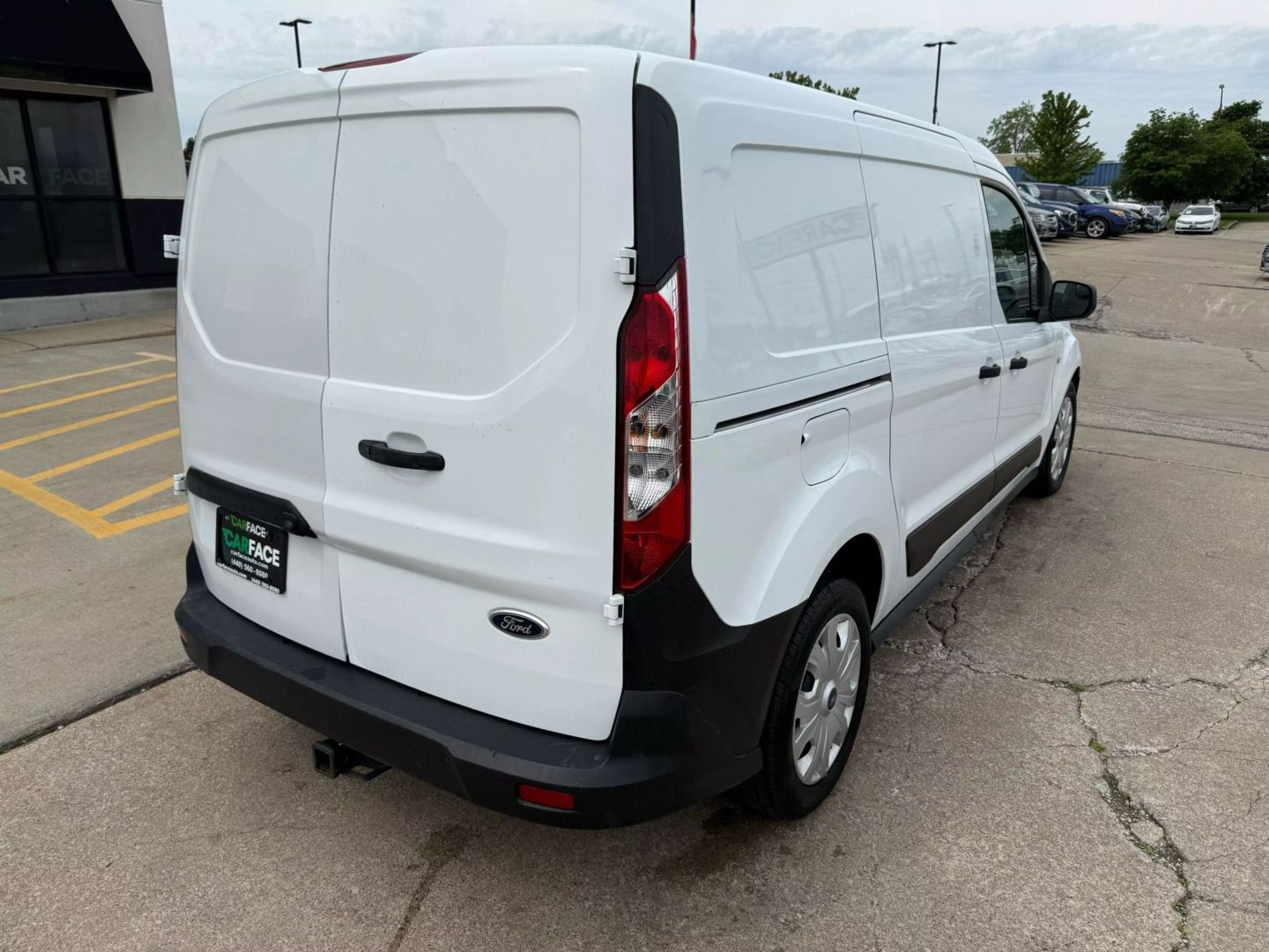 2022 Ford Transit Connect Cargo Van - Image 11