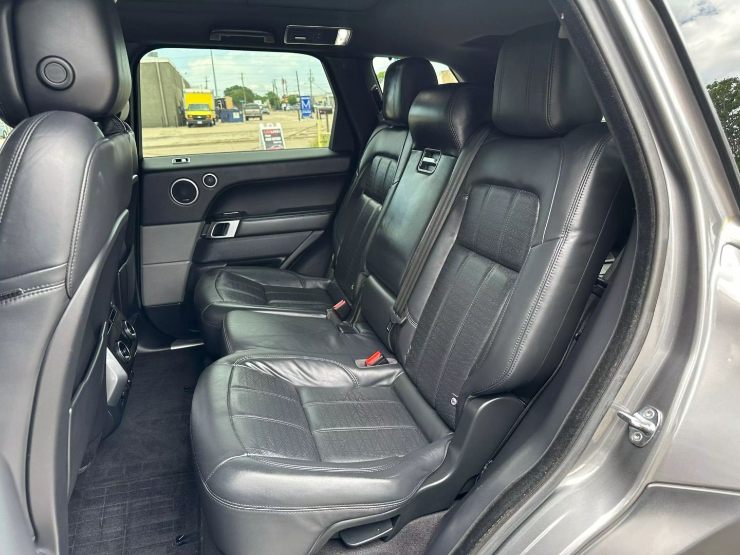 2018 Land Rover Range Rover Sport - Image 36