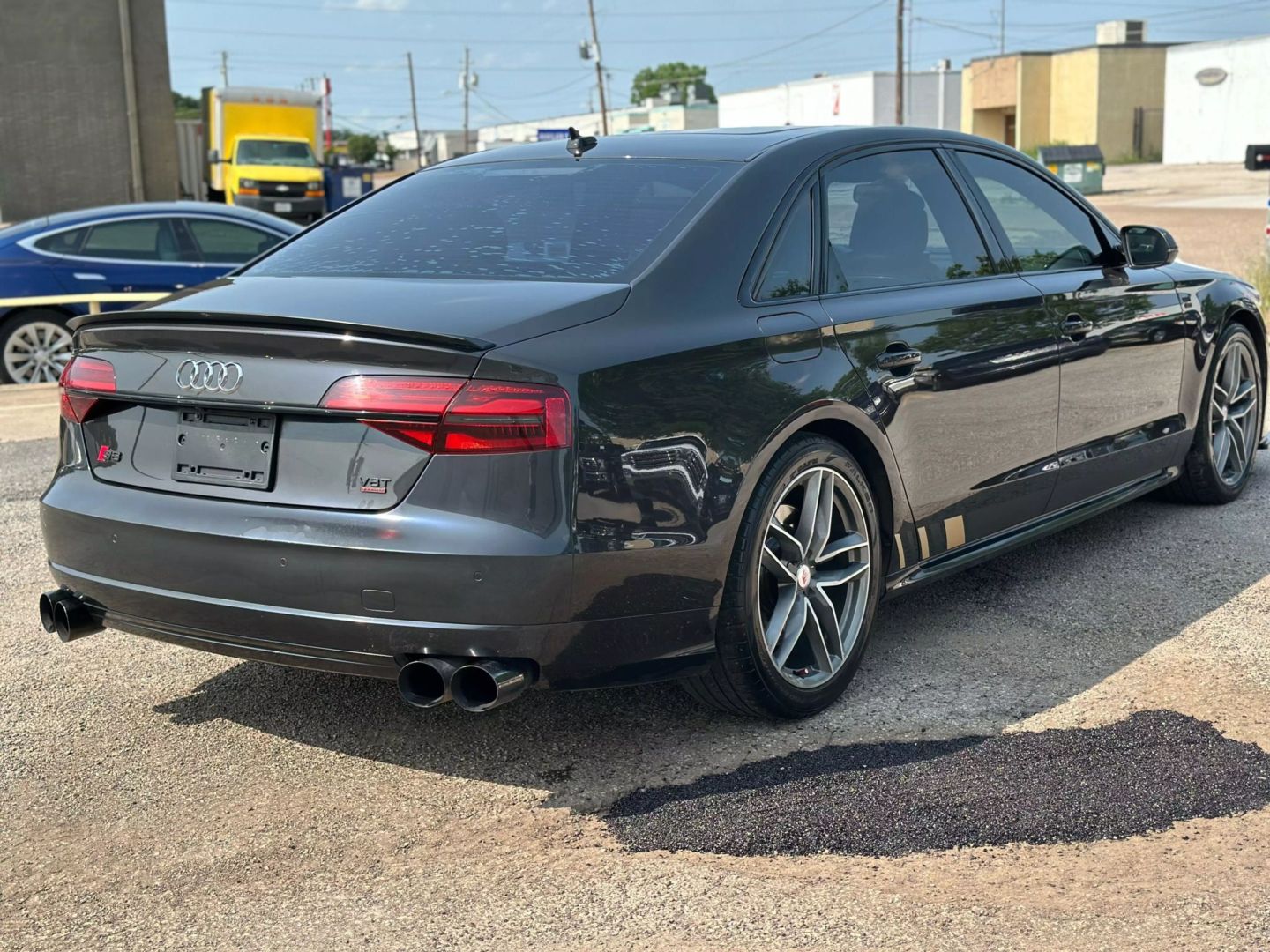2017 Audi A8 - Image 10