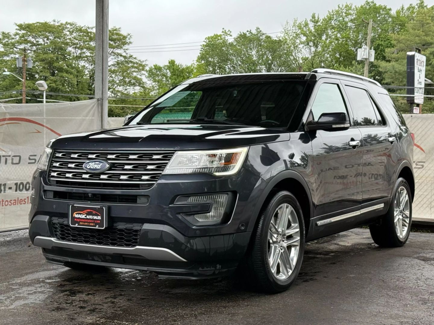 2017 Ford Explorer - Image 3