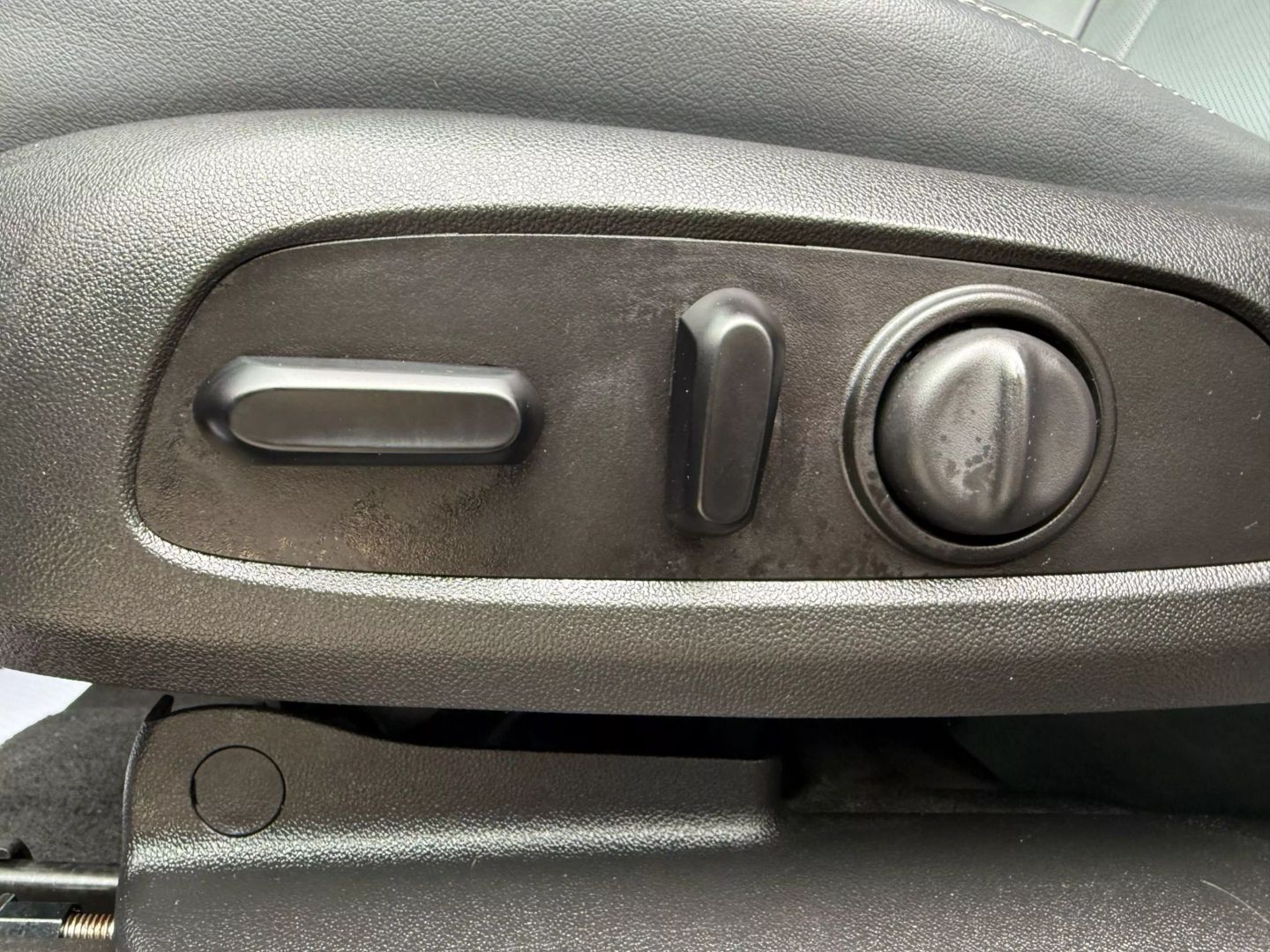 2019 Buick Enclave - Image 18