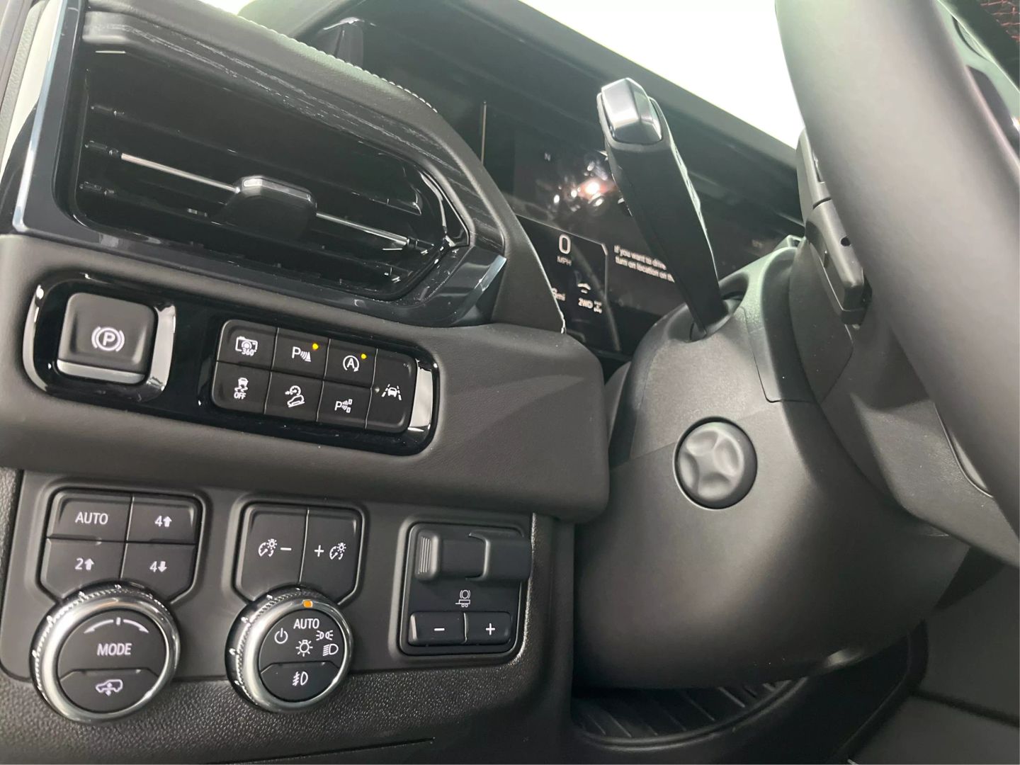 2025 Gmc Yukon - Image 19