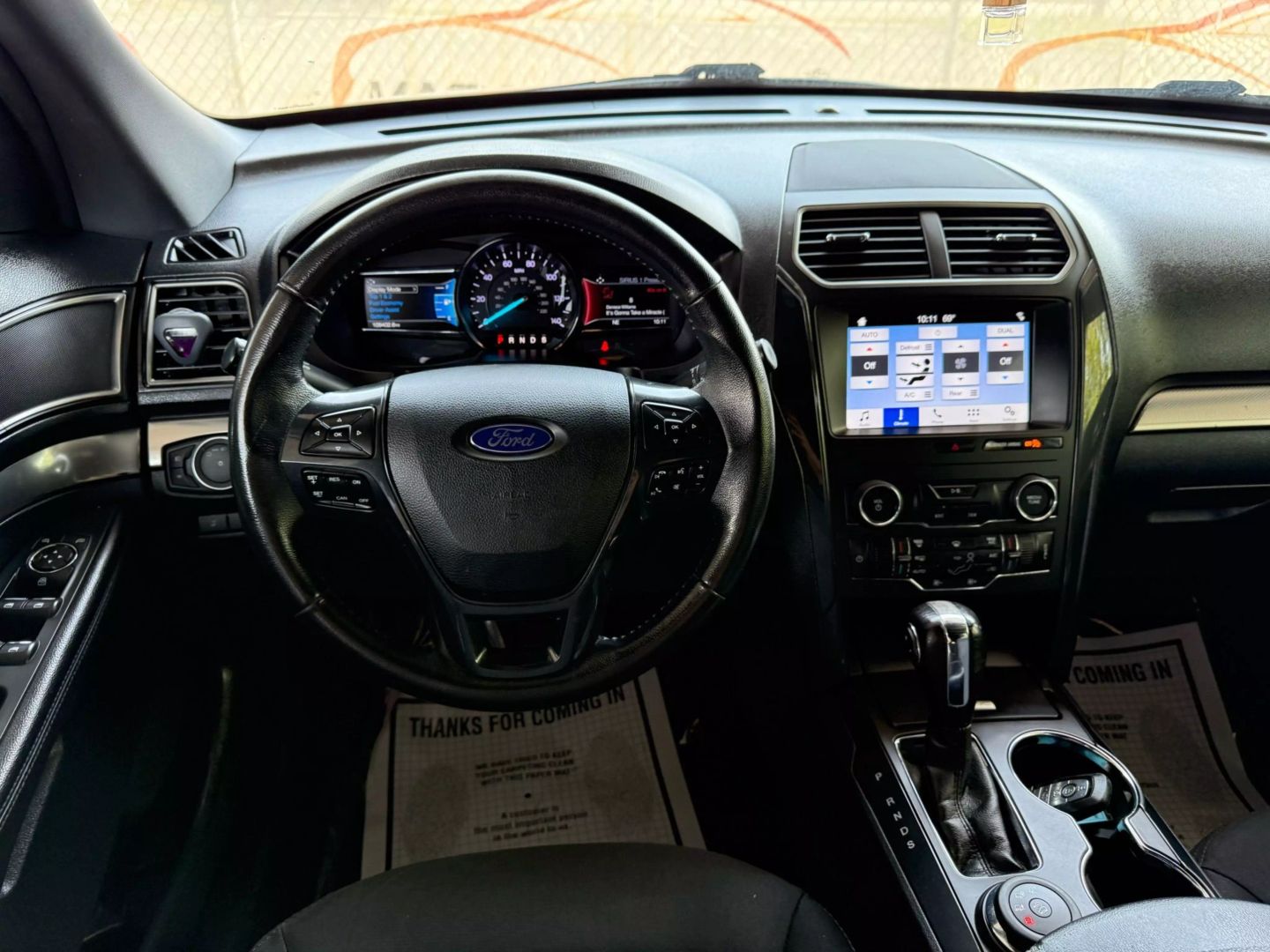 2019 Ford Explorer - Image 32