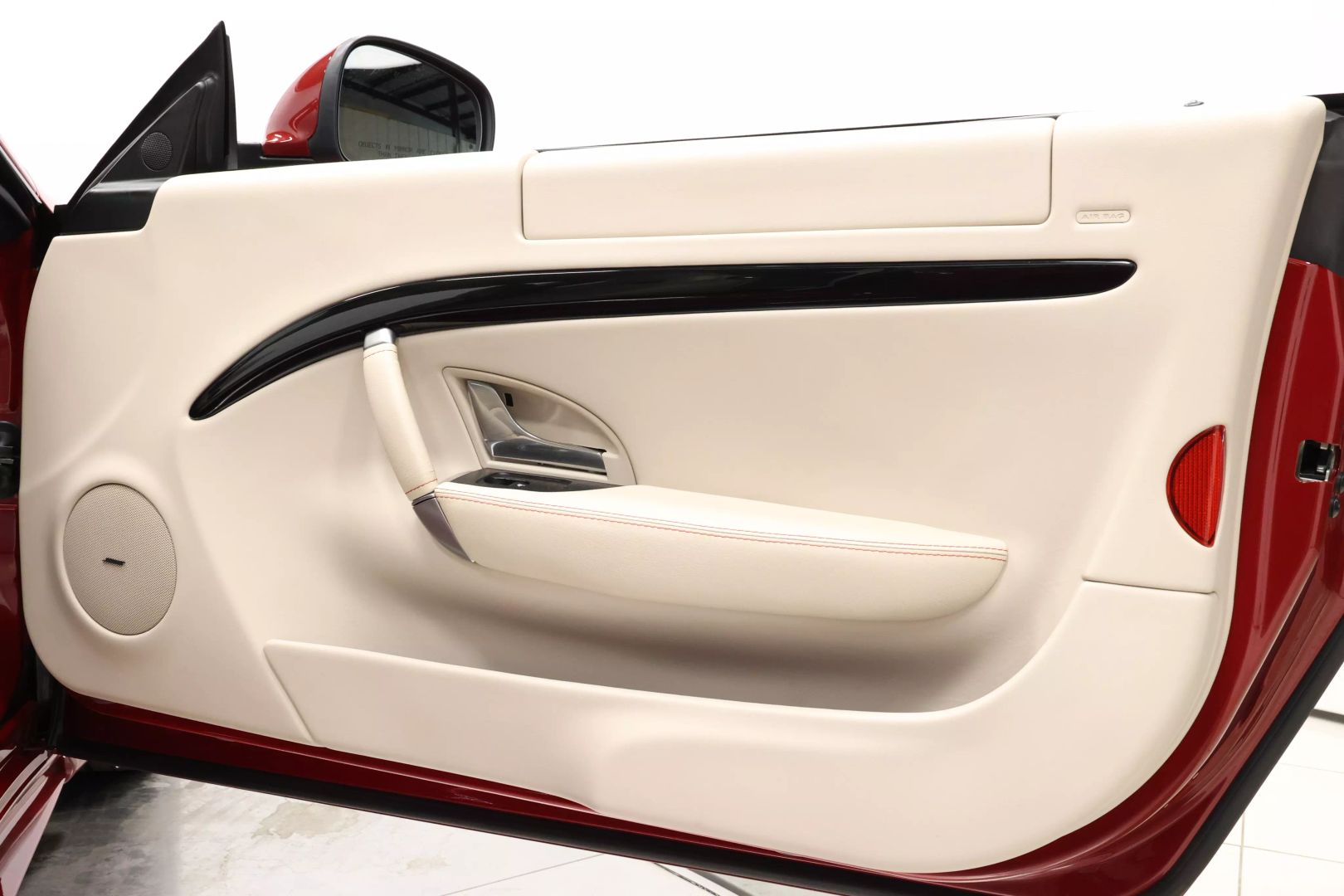 2013 Maserati Granturismo - Image 83
