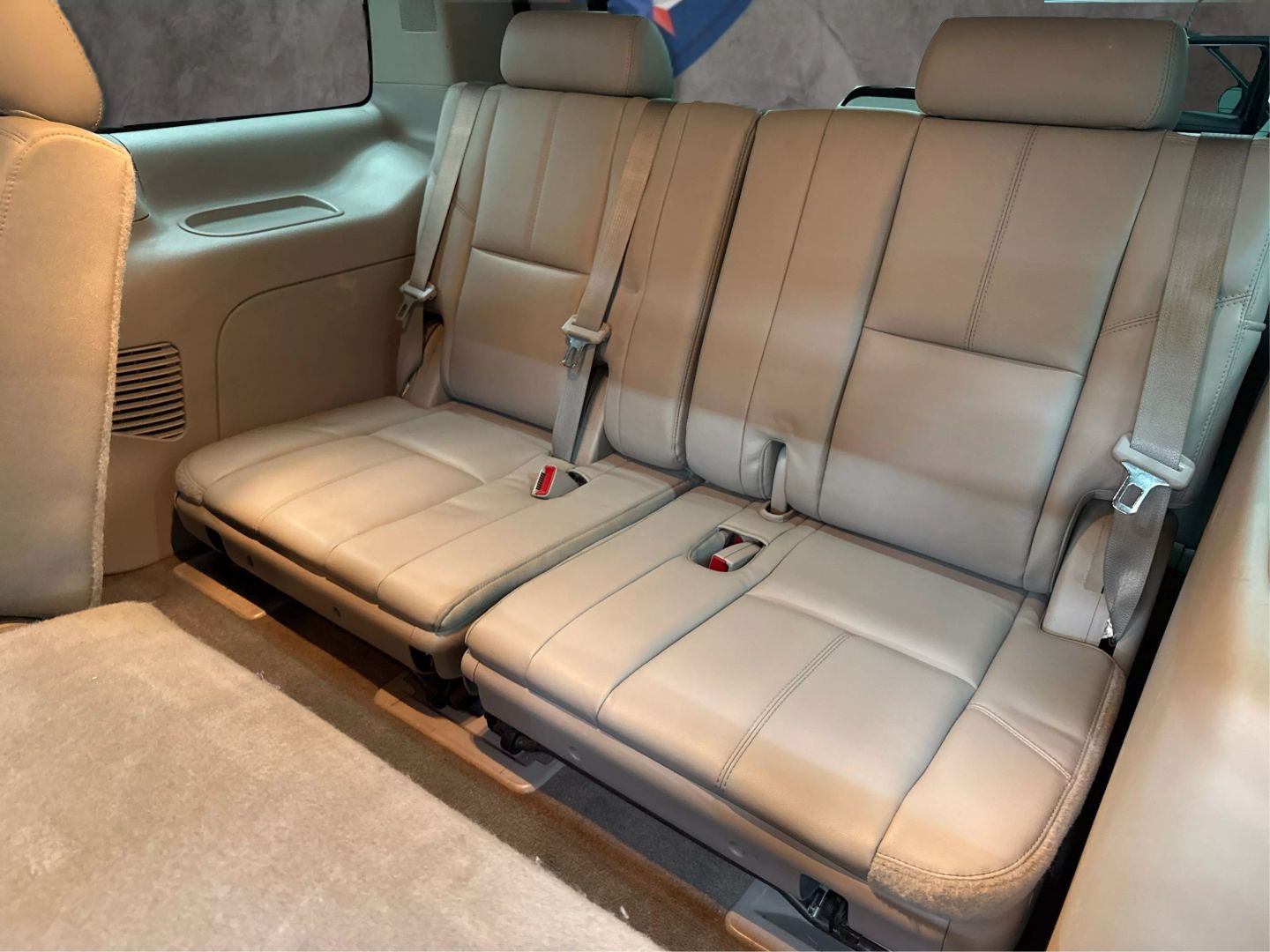 2014 Chevrolet Tahoe - Image 24