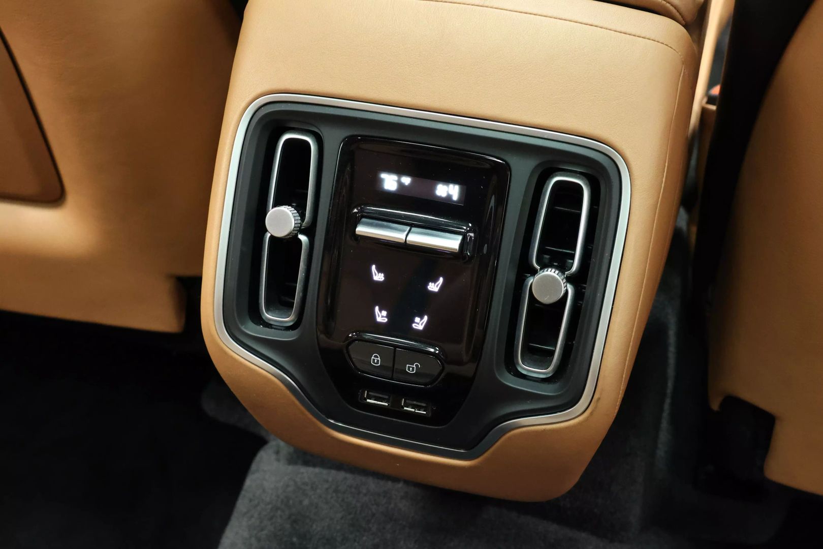 2021 Aston Martin Dbx - Image 89