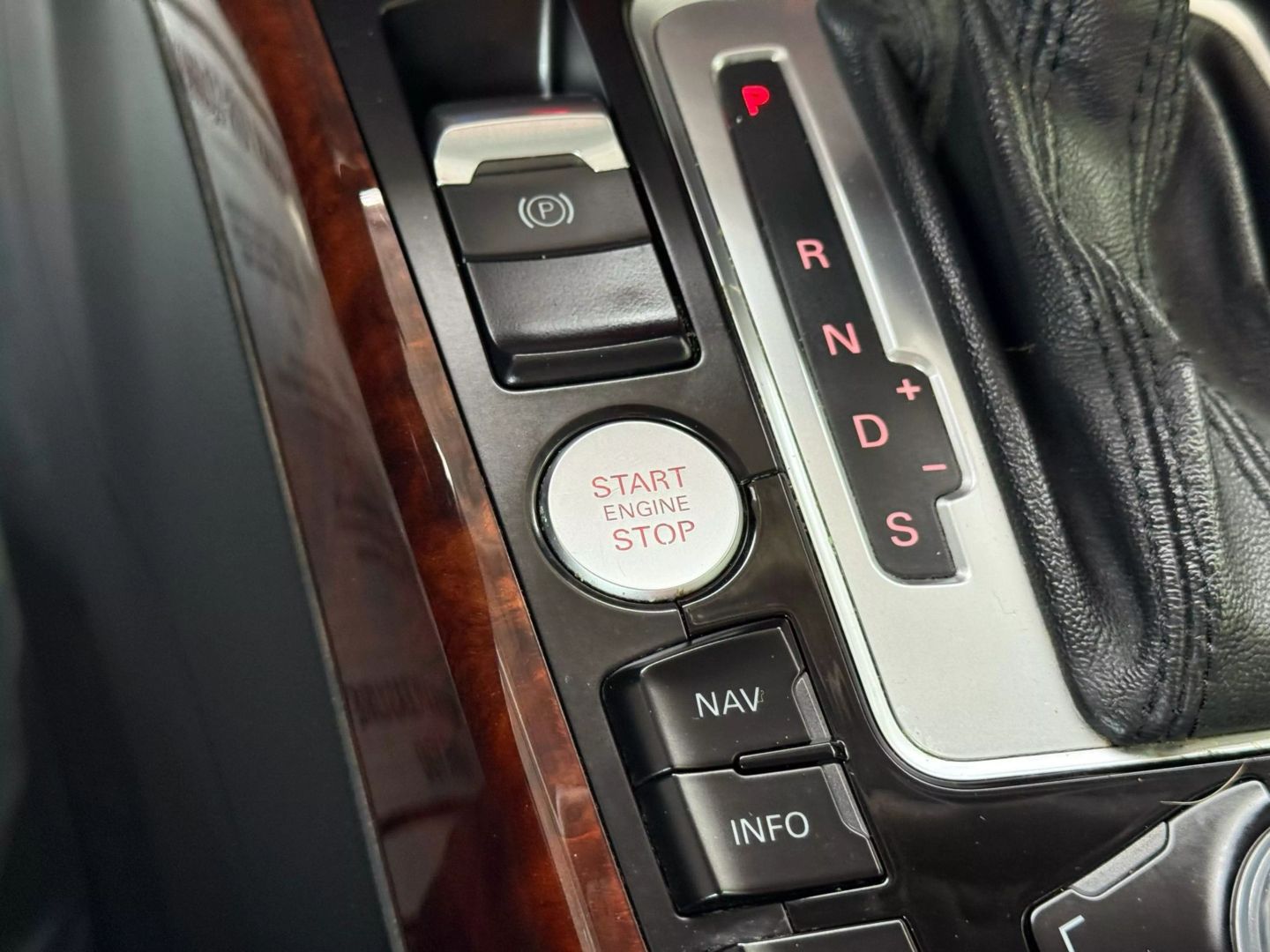 2012 Audi A4 - Image 32