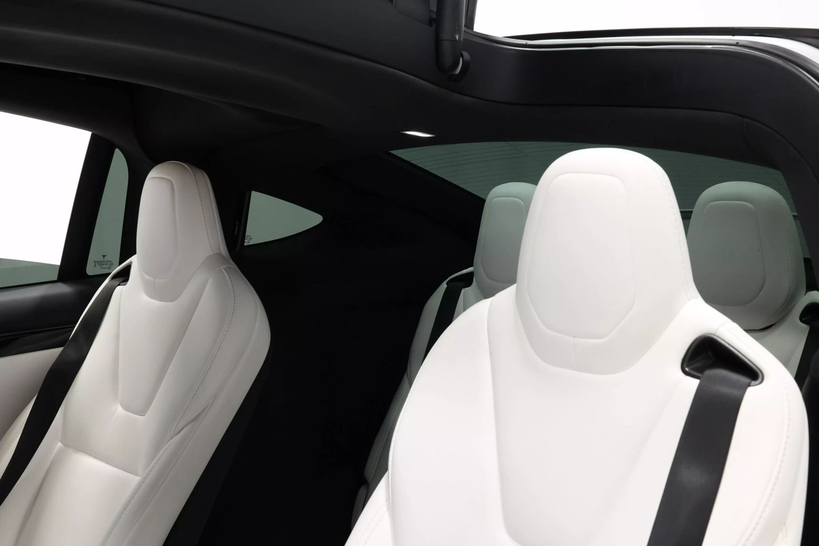 2020 Tesla Model X - Image 52
