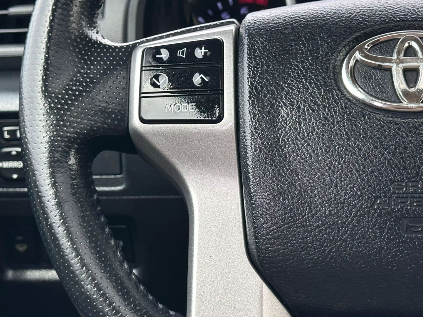 2013 Toyota 4runner - Image 30