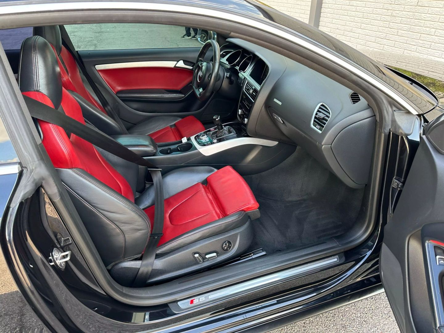 2014 Audi S5 - Image 29