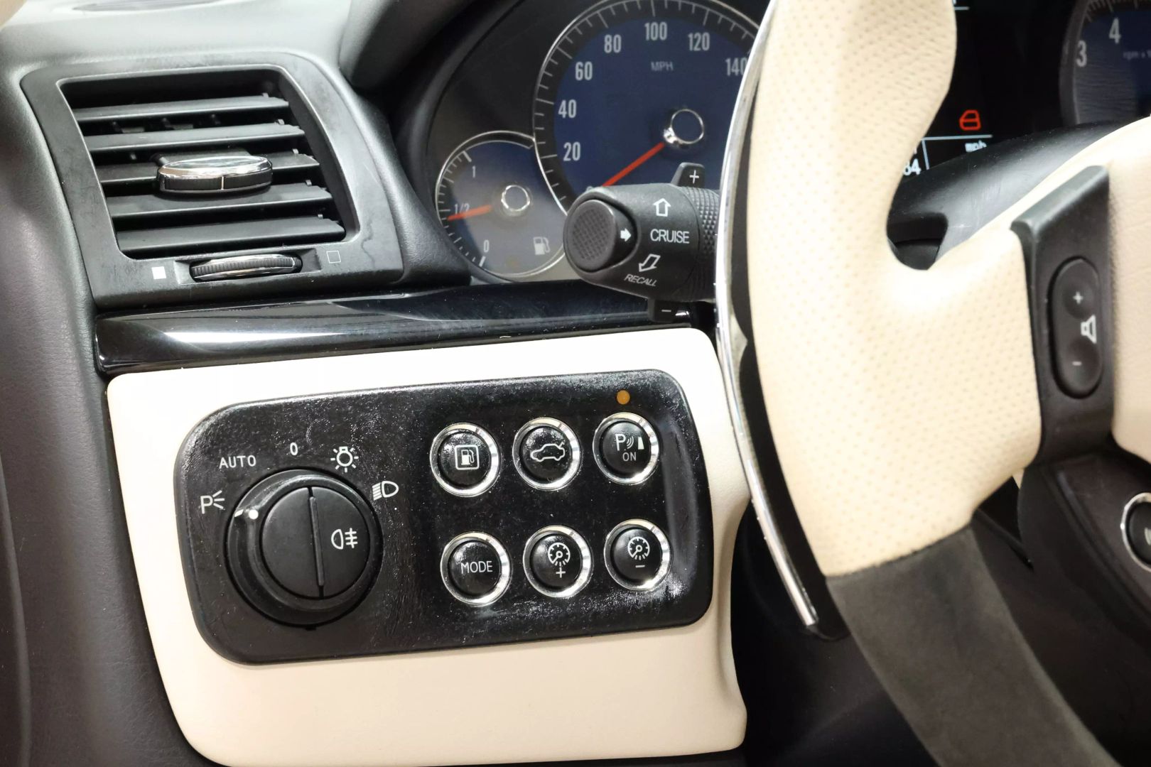 2013 Maserati Granturismo - Image 24