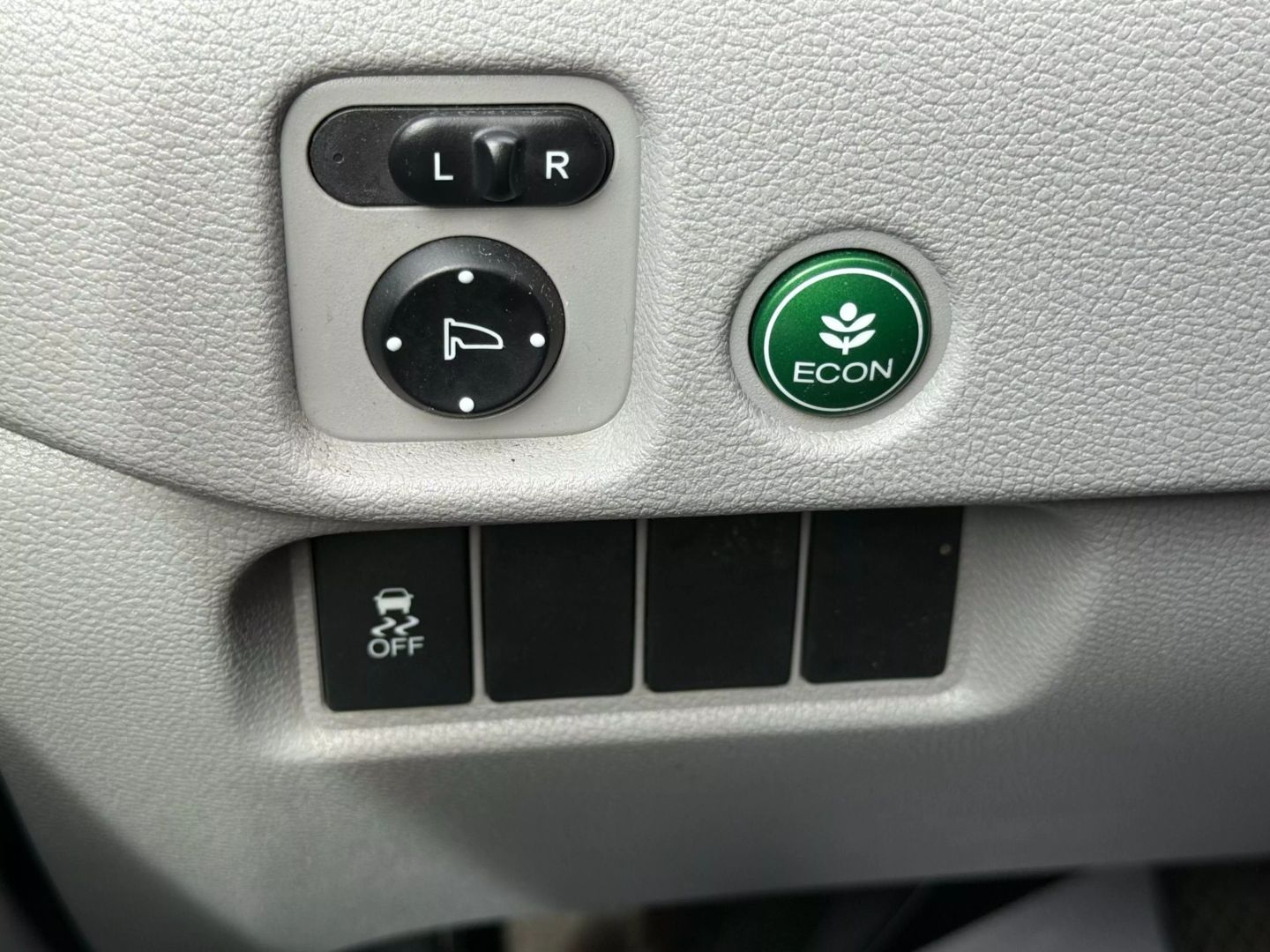 2016 Honda Pilot - Image 43