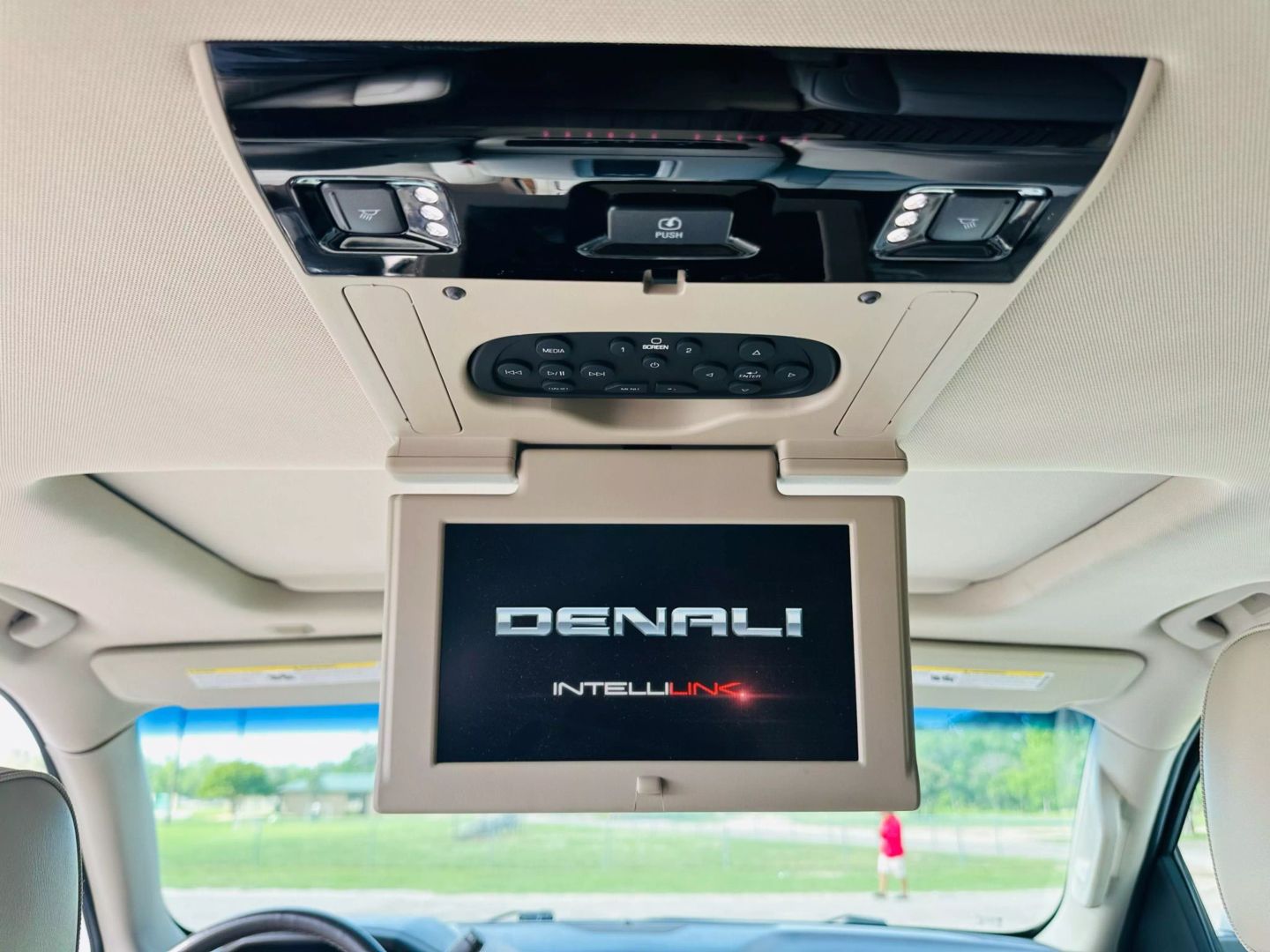 2016 Gmc Yukon Xl - Image 23