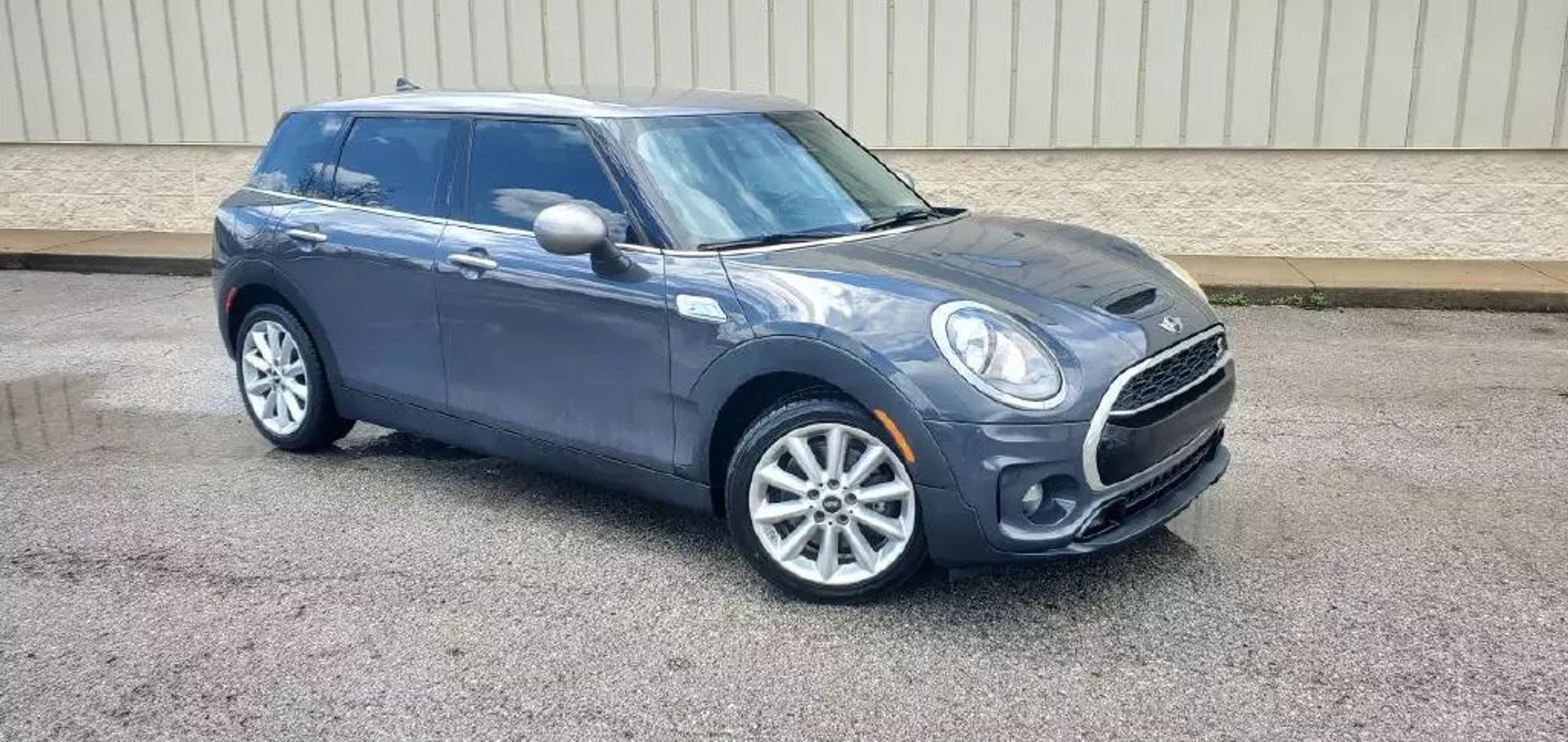 2017 MINI Clubman S's photo