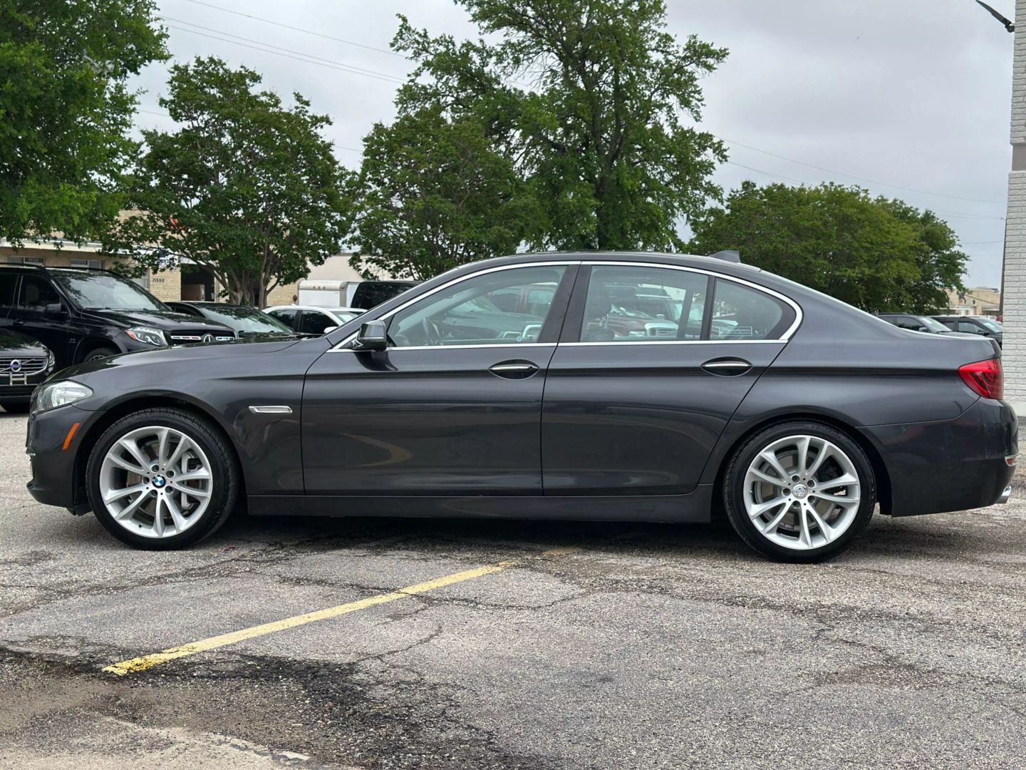 2014 Bmw 5 Series - Image 3