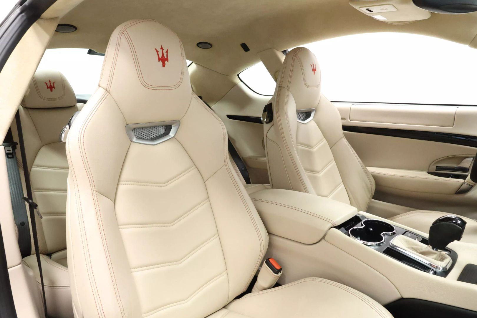 2013 Maserati Granturismo - Image 89