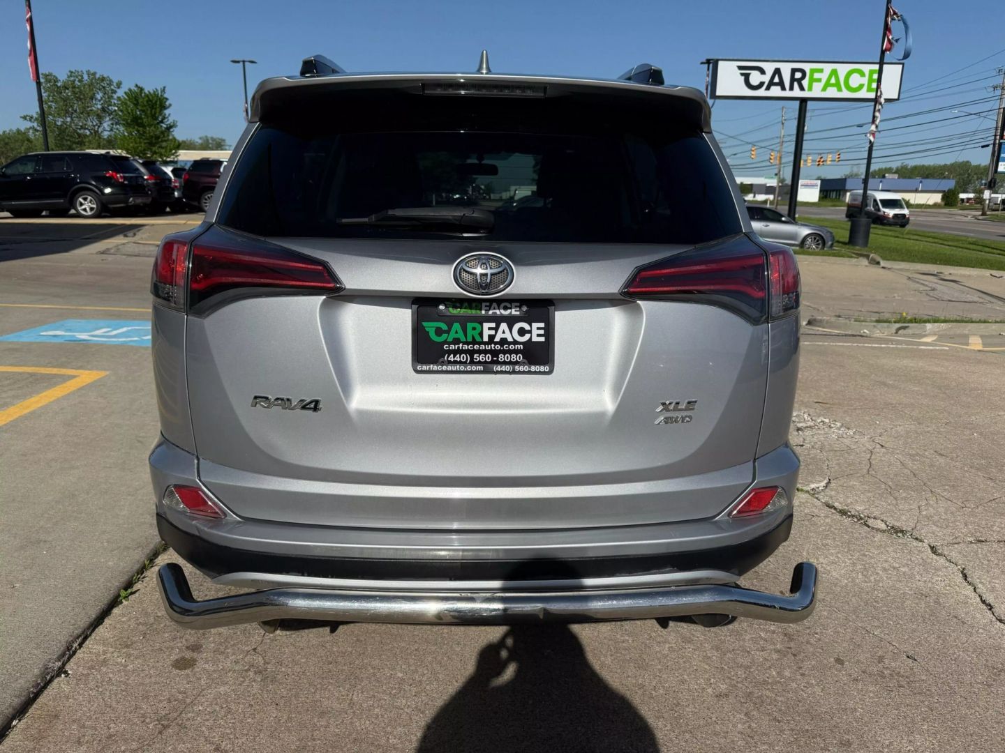 2016 Toyota Rav4 - Image 10
