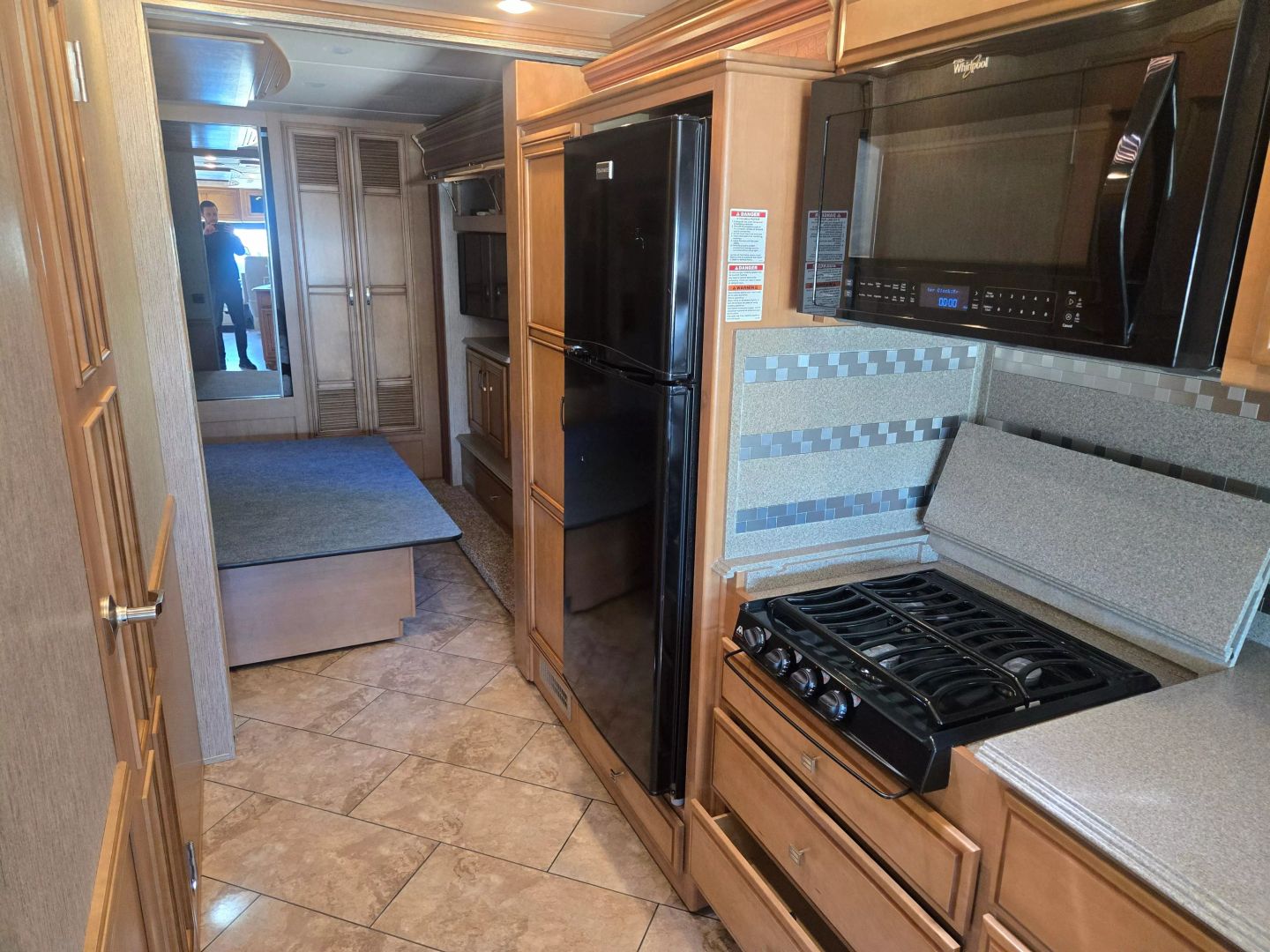 2016 Newmar Ventana Le - Image 20