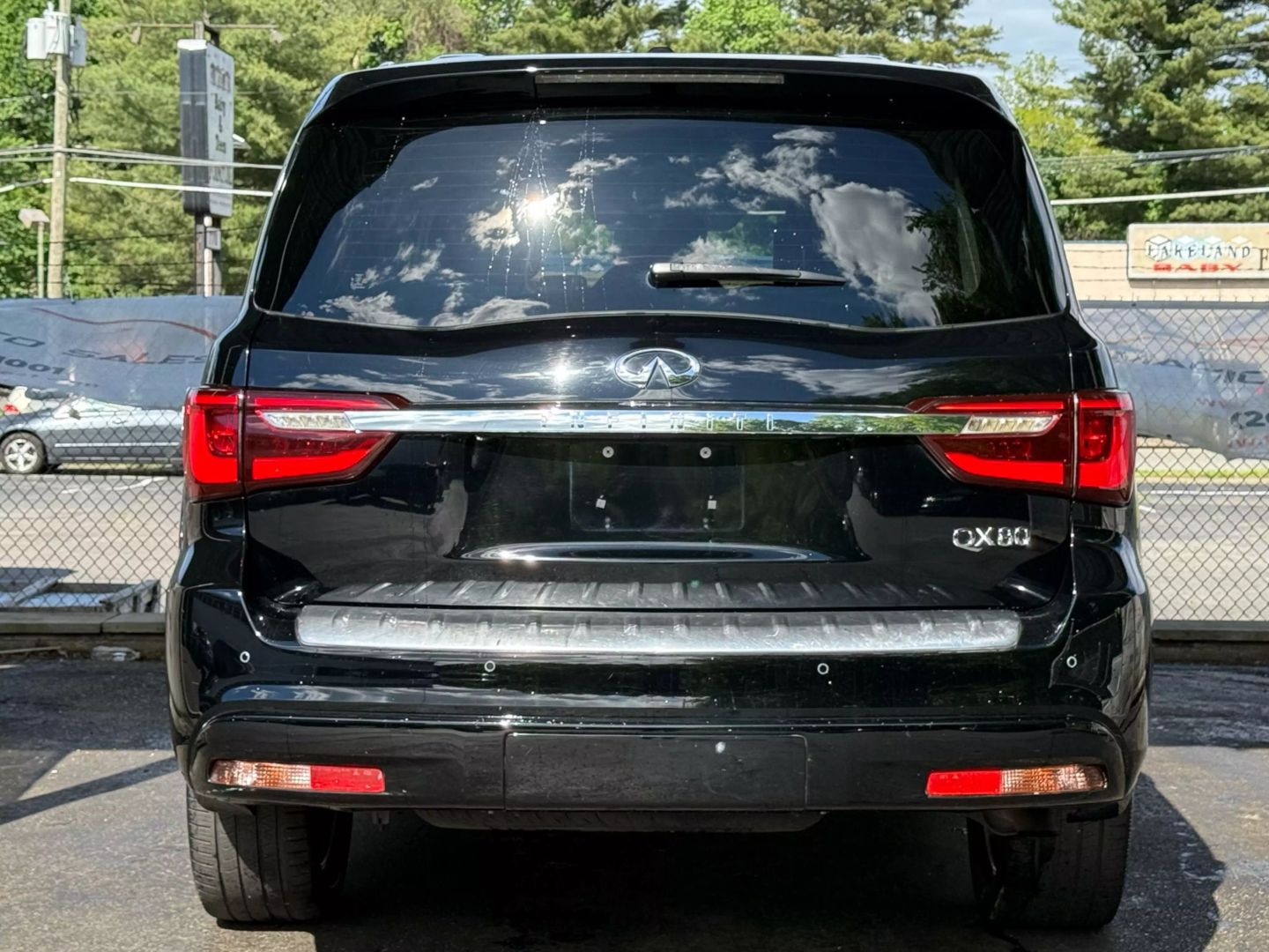 2018 Infiniti Qx80 - Image 10
