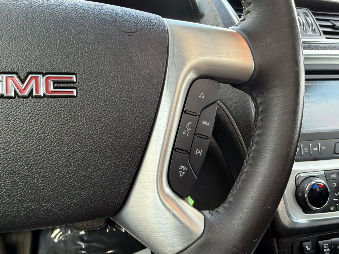 2016 Gmc Acadia - Image 30