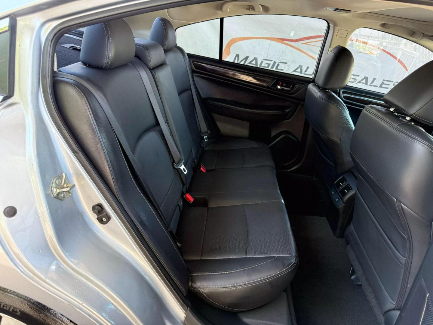 2015 Subaru Legacy - Image 22