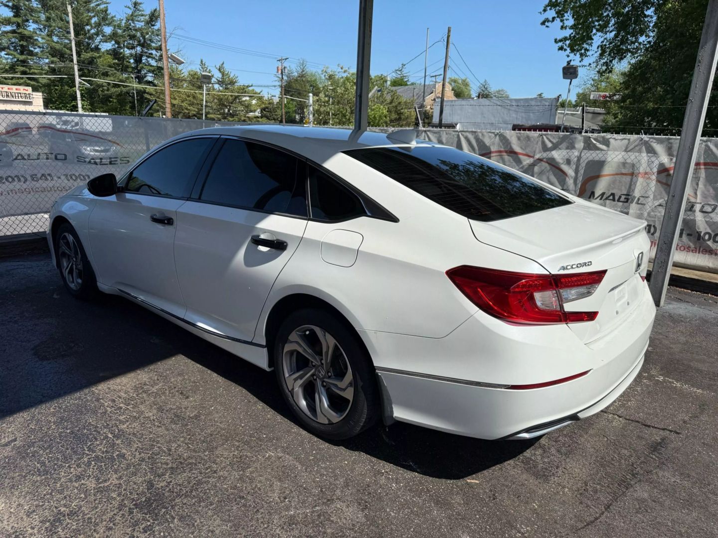 2018 Honda Accord - Image 13