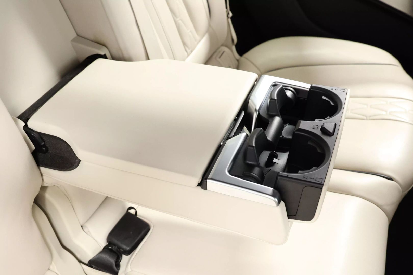 2019 Bmw X7 - Image 101