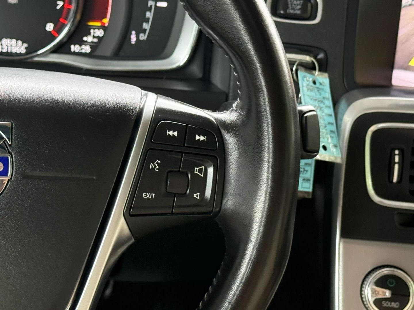 2018 Volvo S60 - Image 37