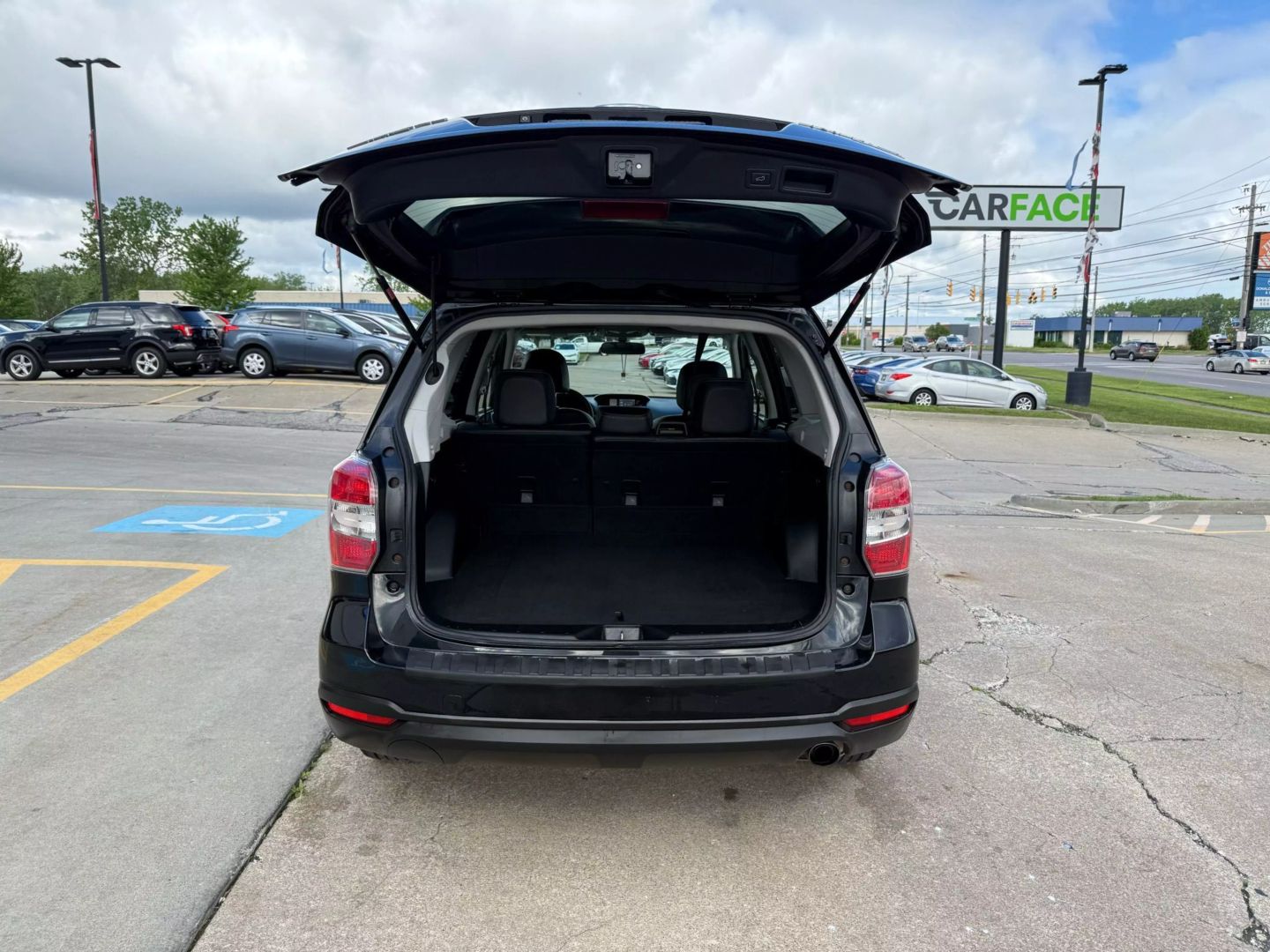 2015 Subaru Forester - Image 11