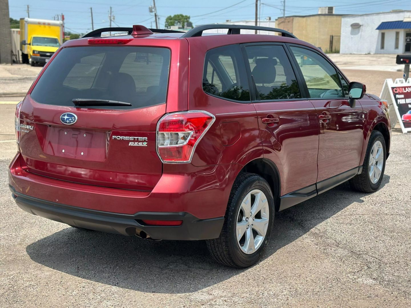 2016 Subaru Forester - Image 8