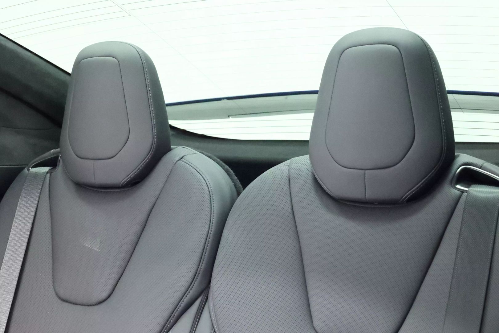 2022 Tesla Model X - Image 52